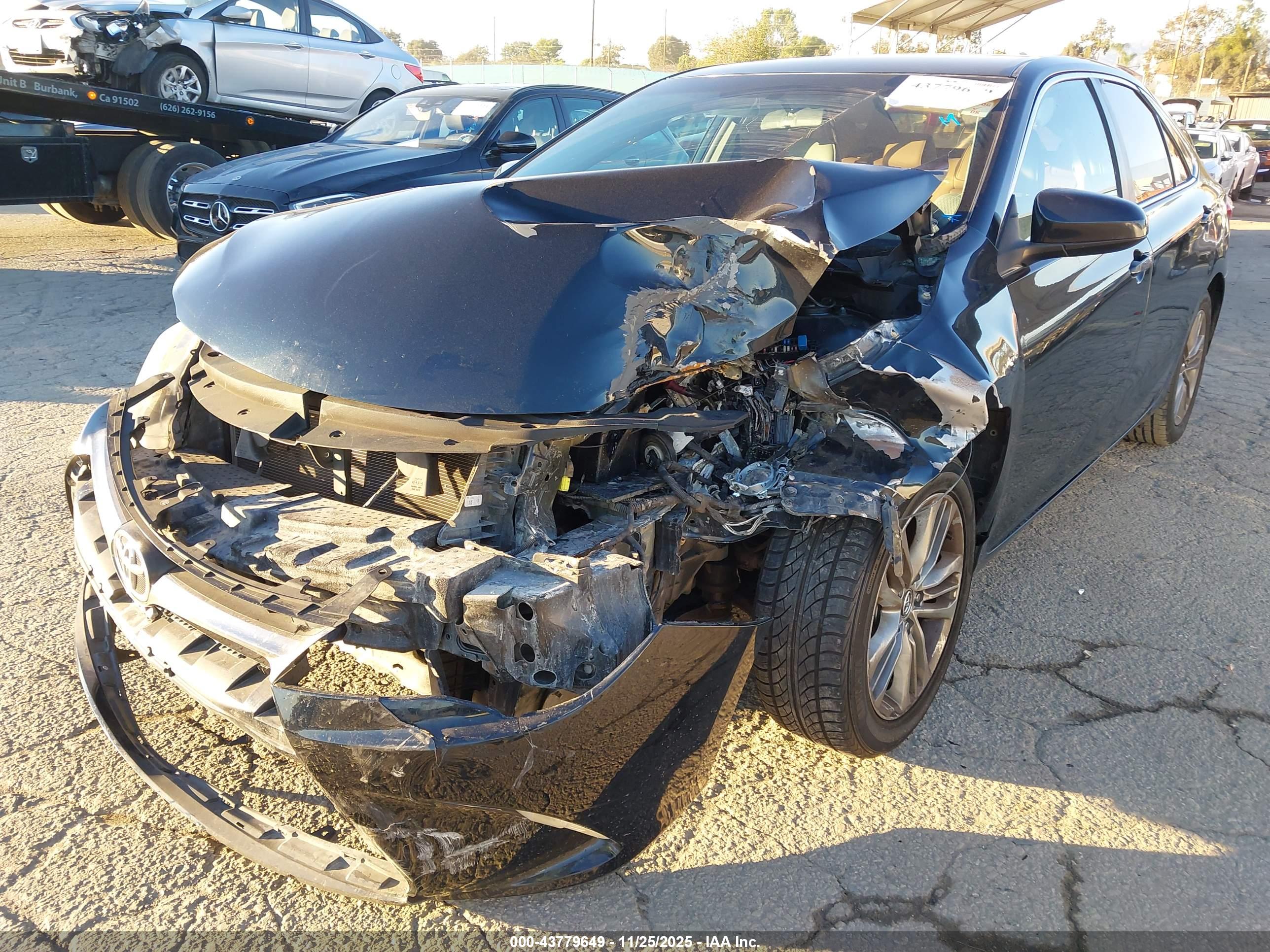 TOYOTA CAMRY image 6