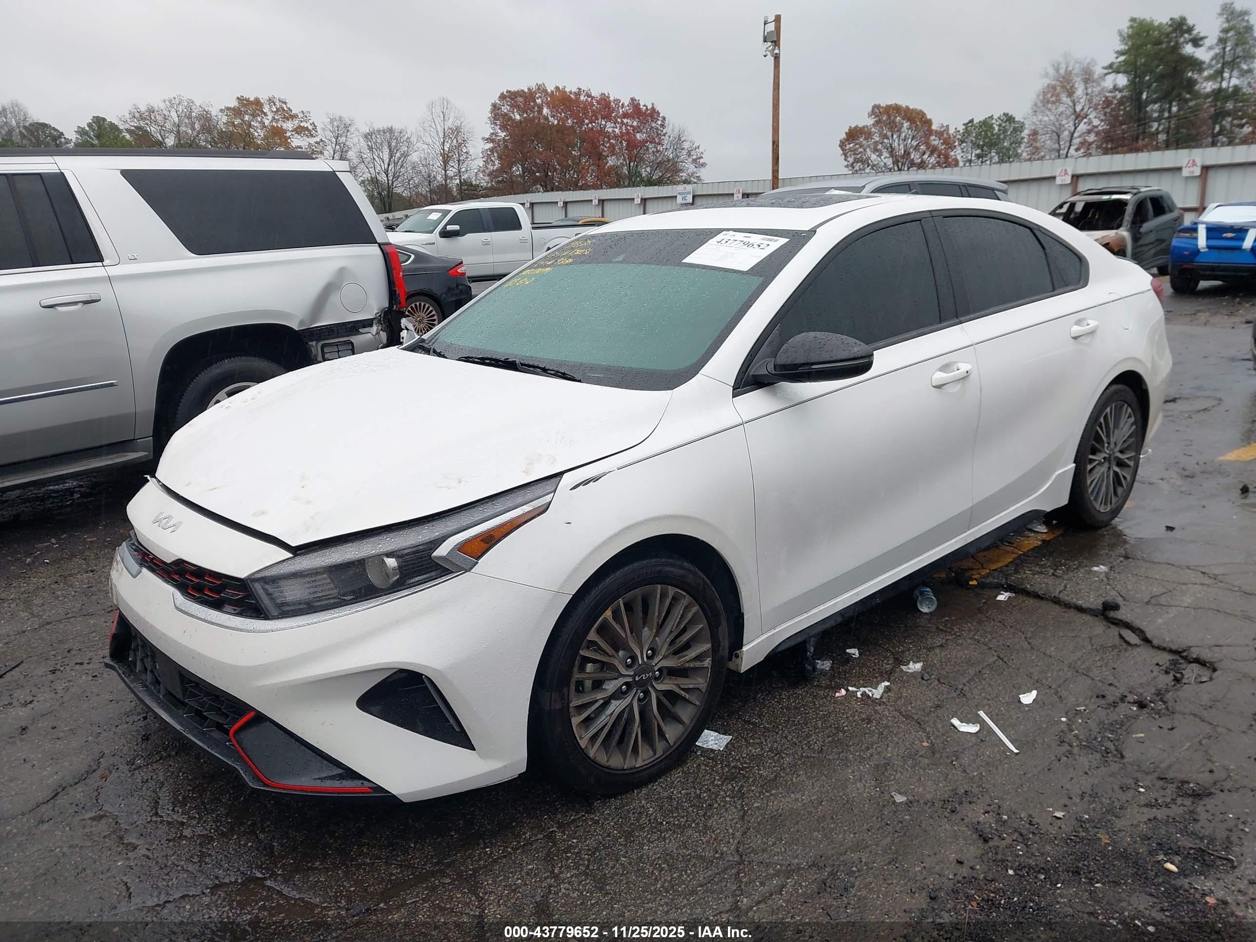 KIA FORTE image 2