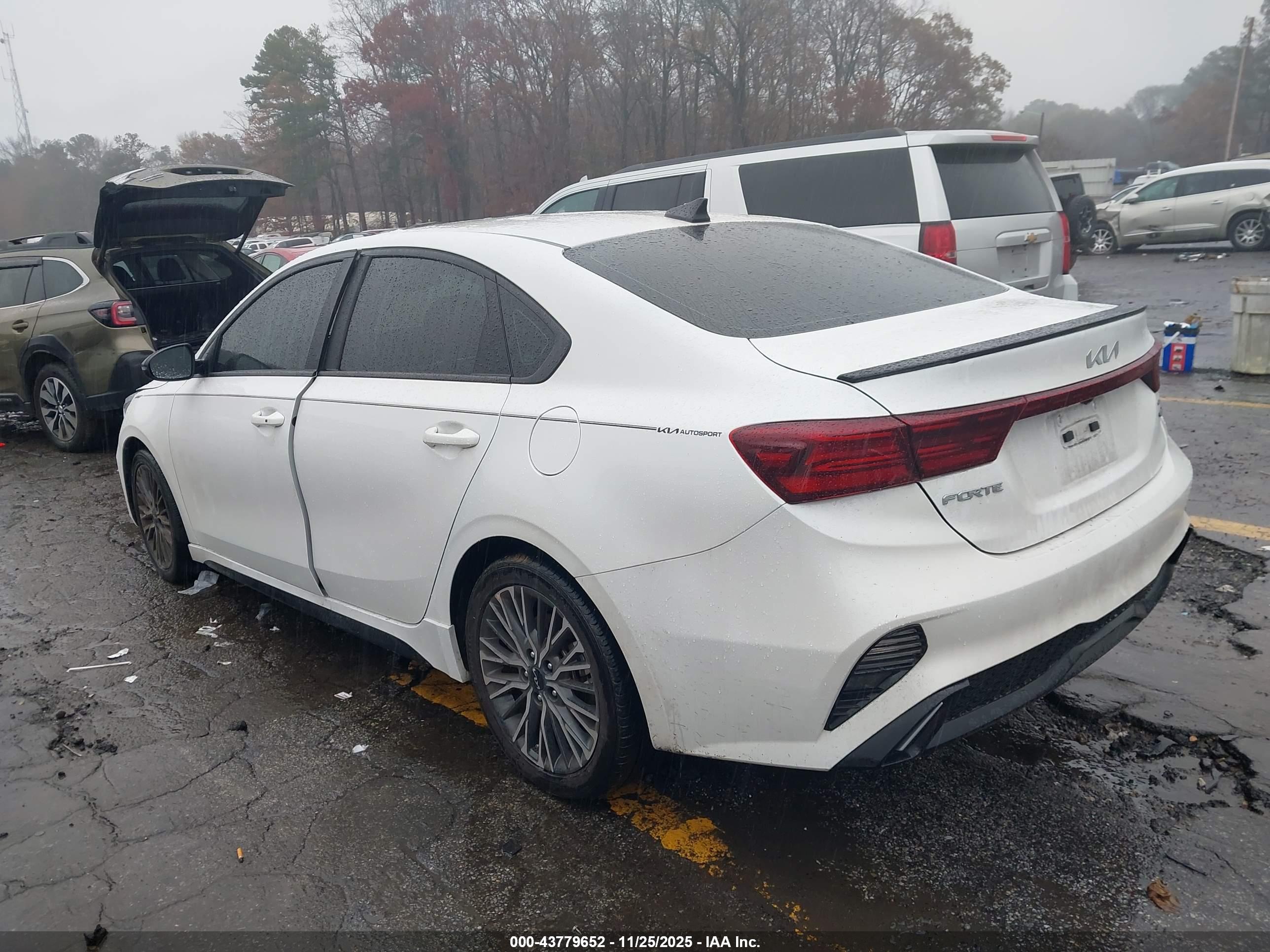 KIA FORTE image 3