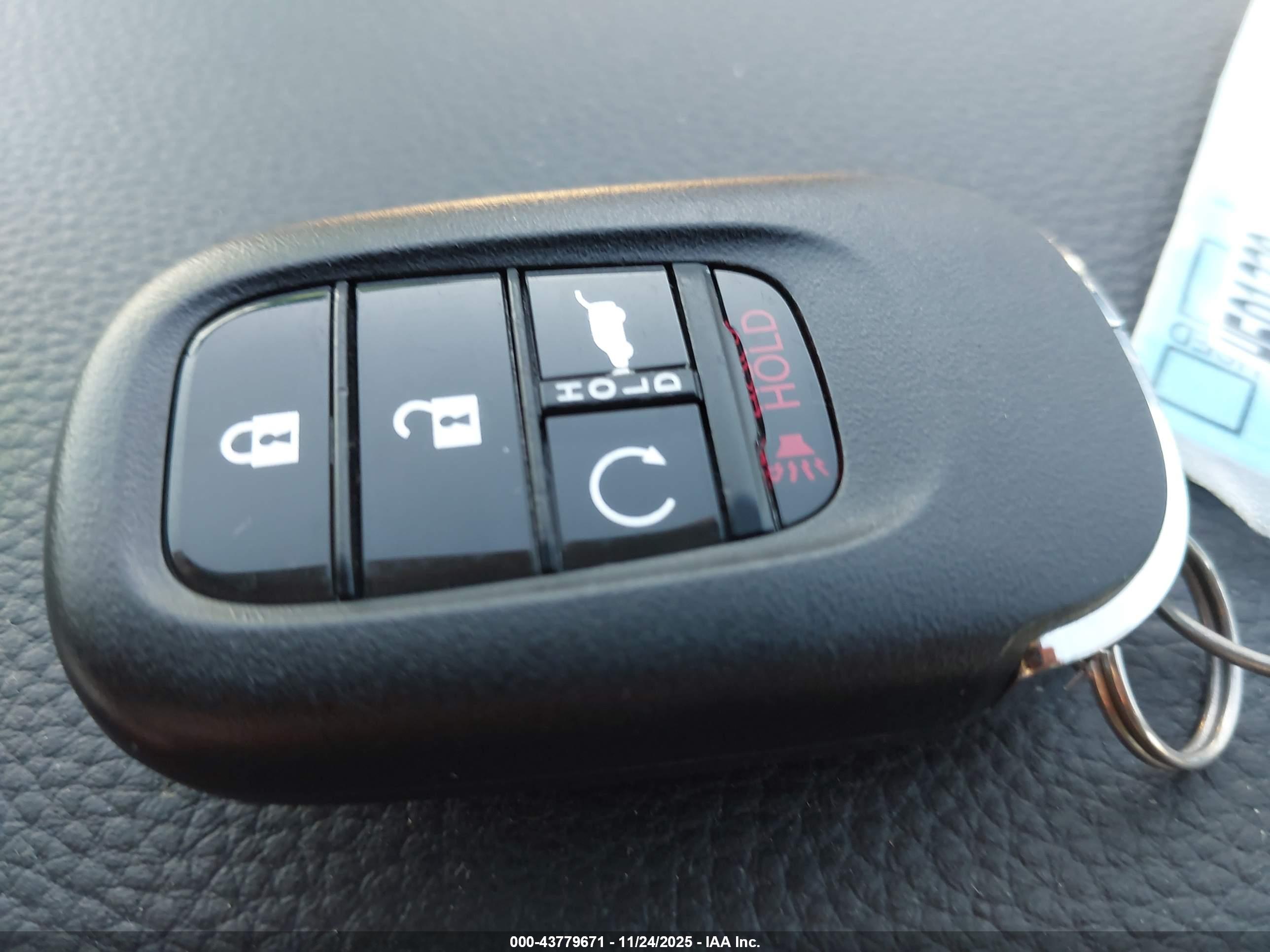 HONDA CR-V image 11