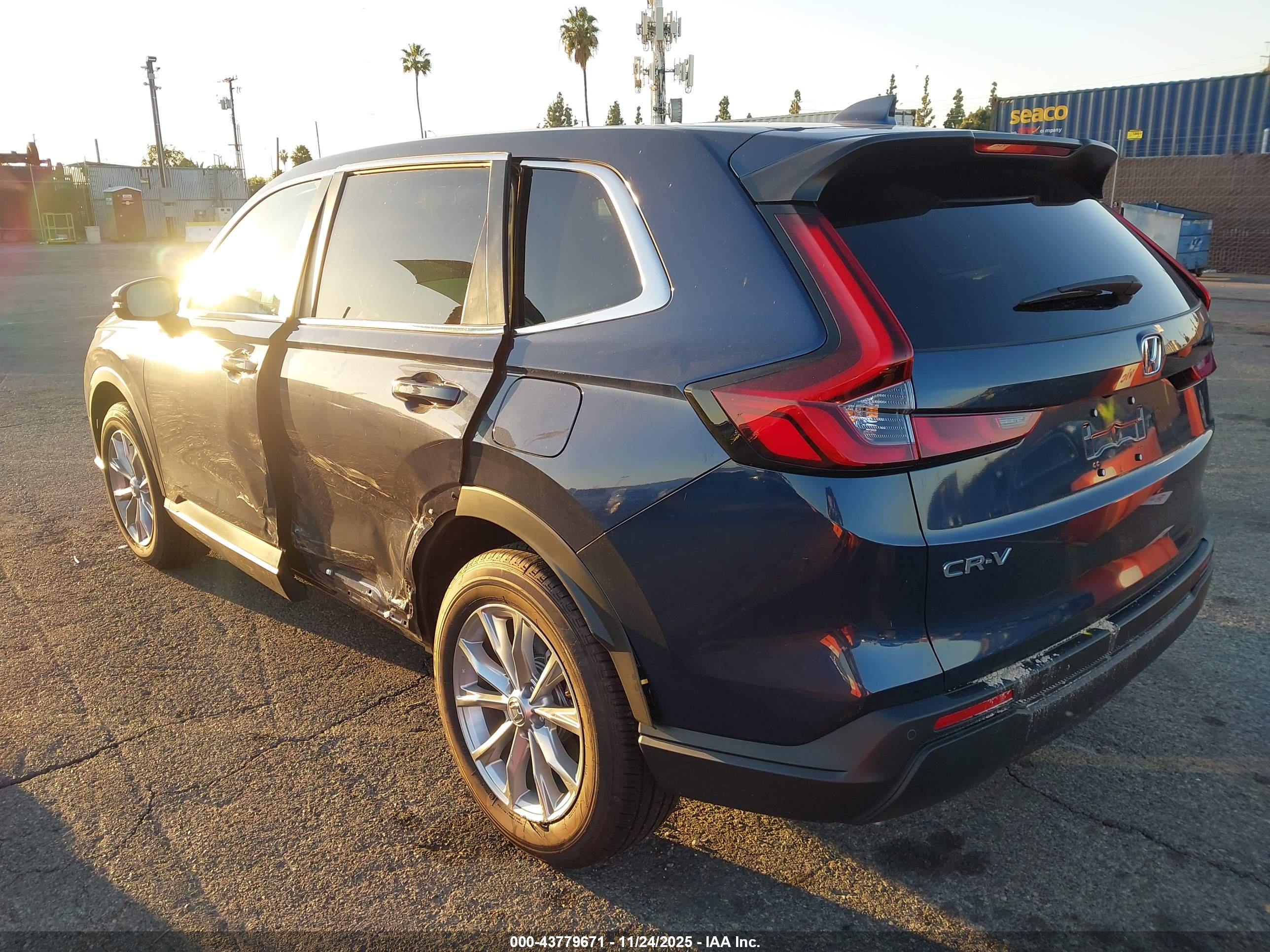 HONDA CR-V image 3