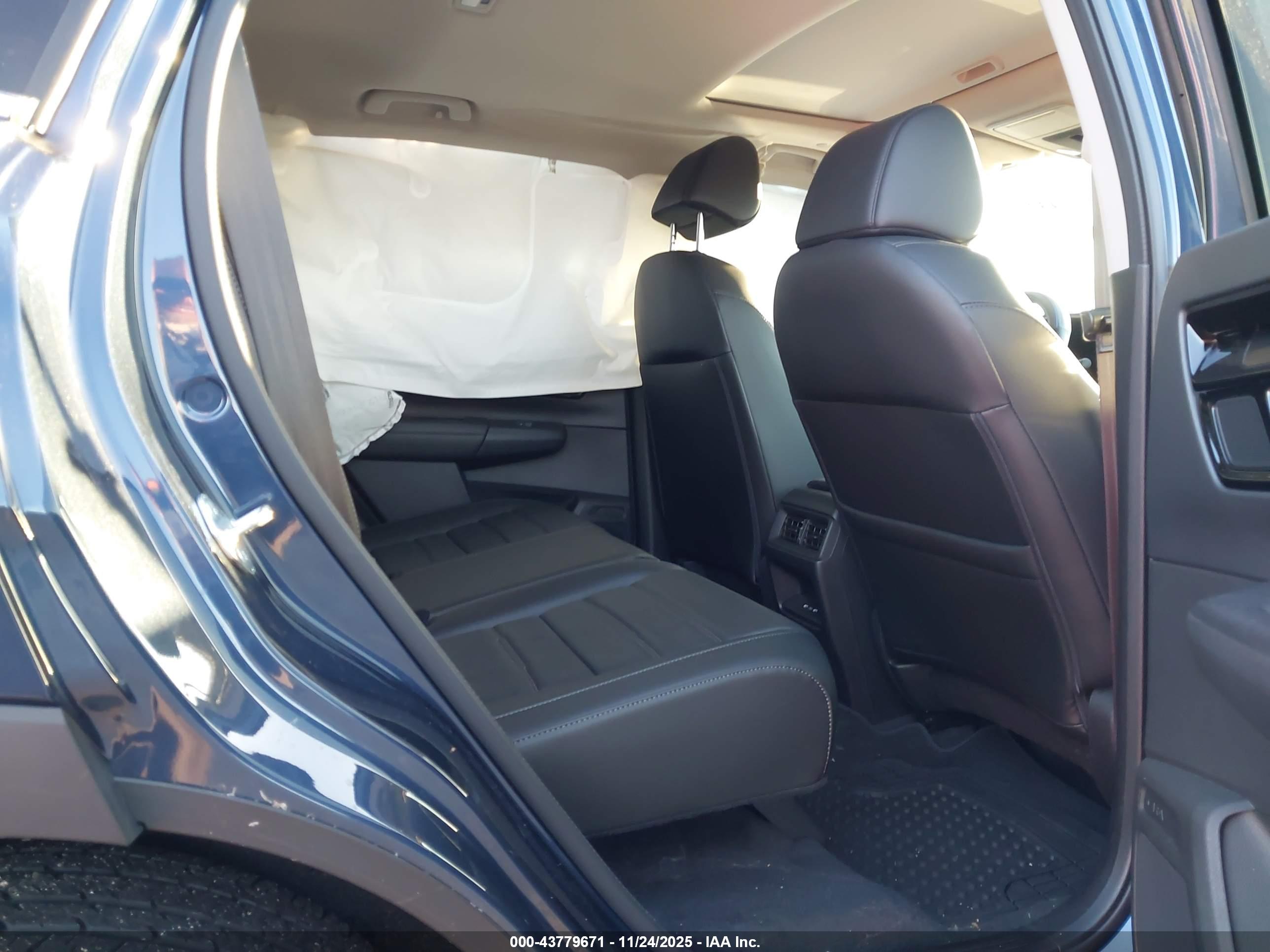 HONDA CR-V image 8