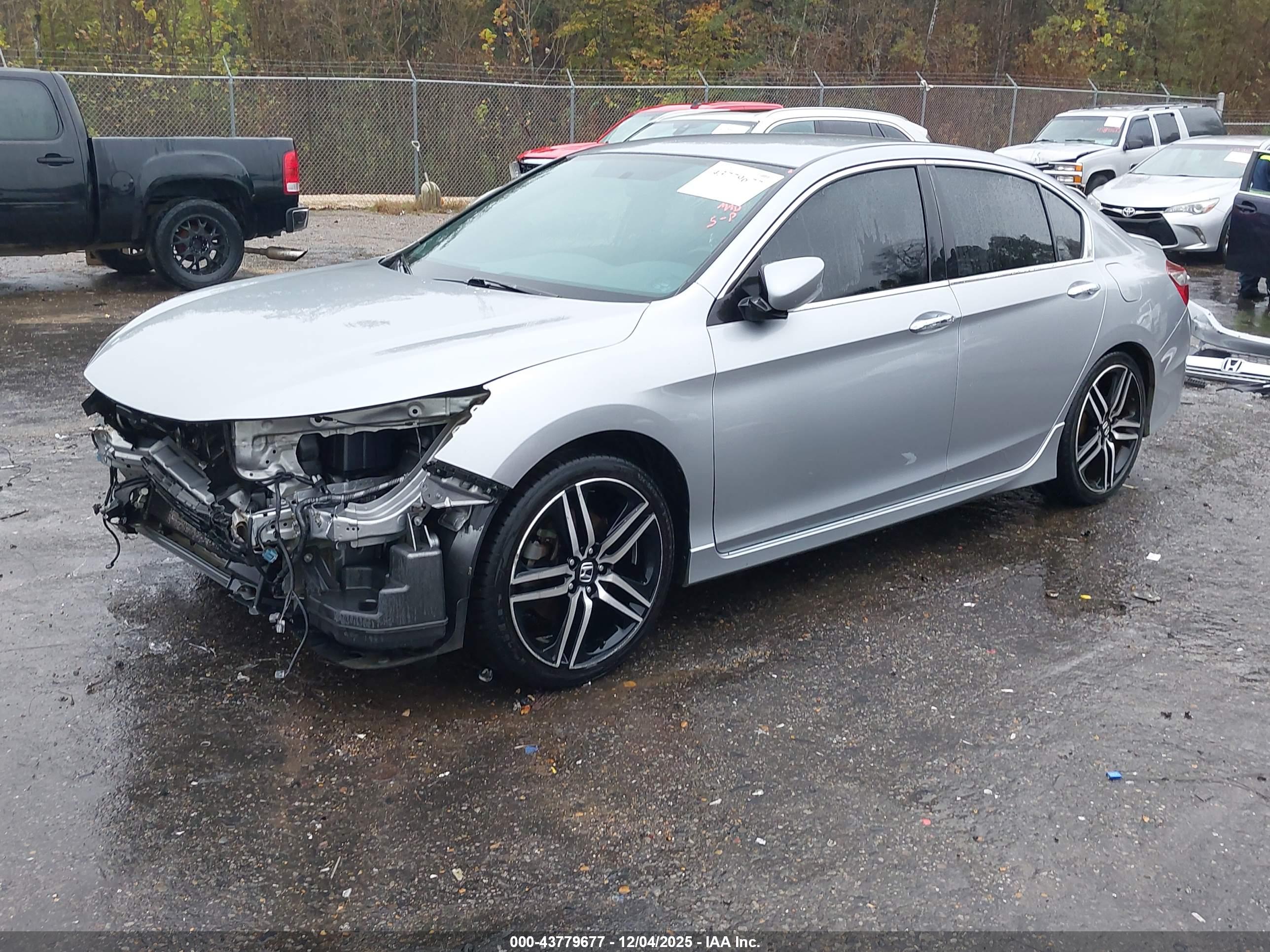 HONDA ACCORD image 2