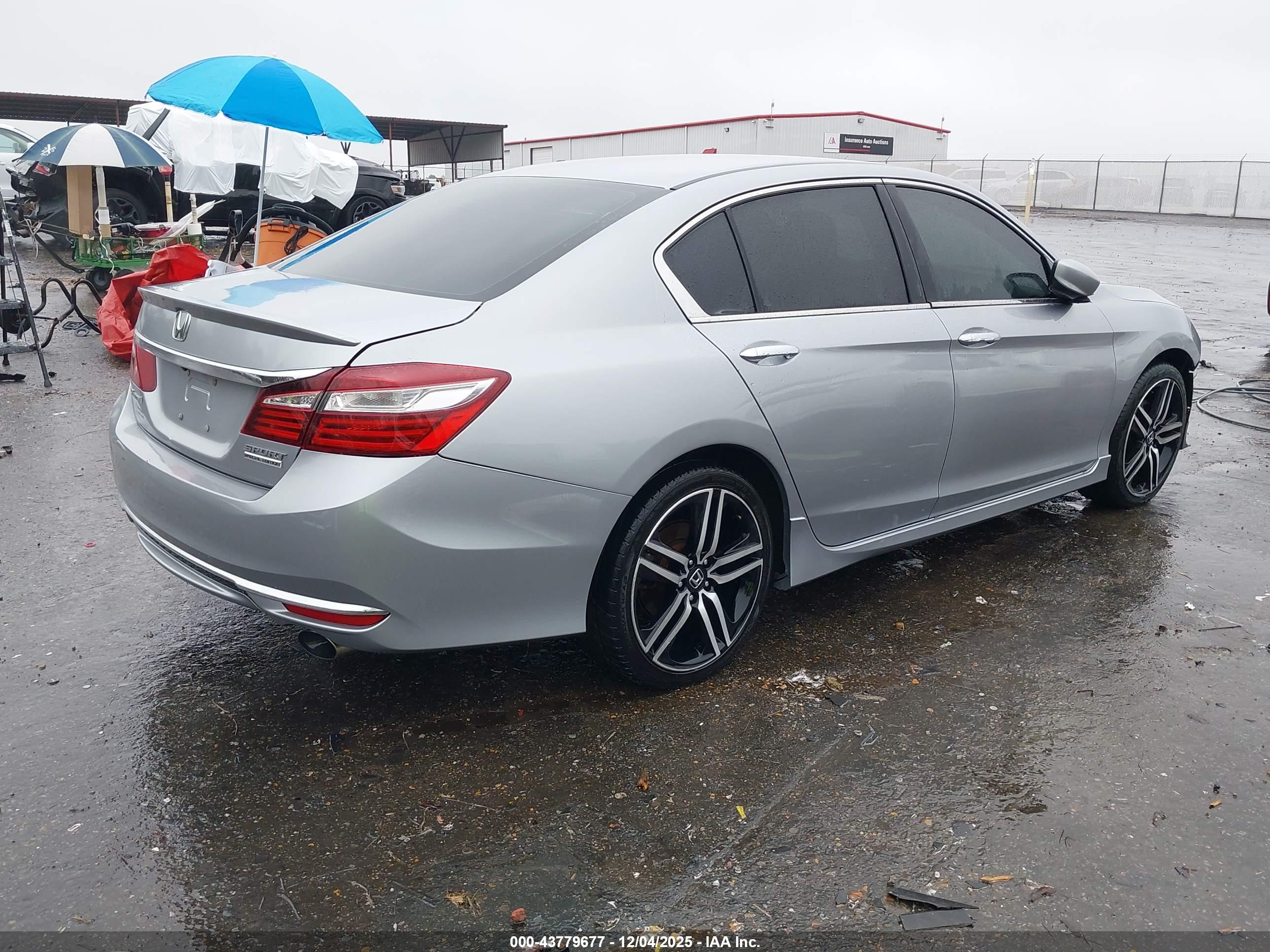 HONDA ACCORD image 4