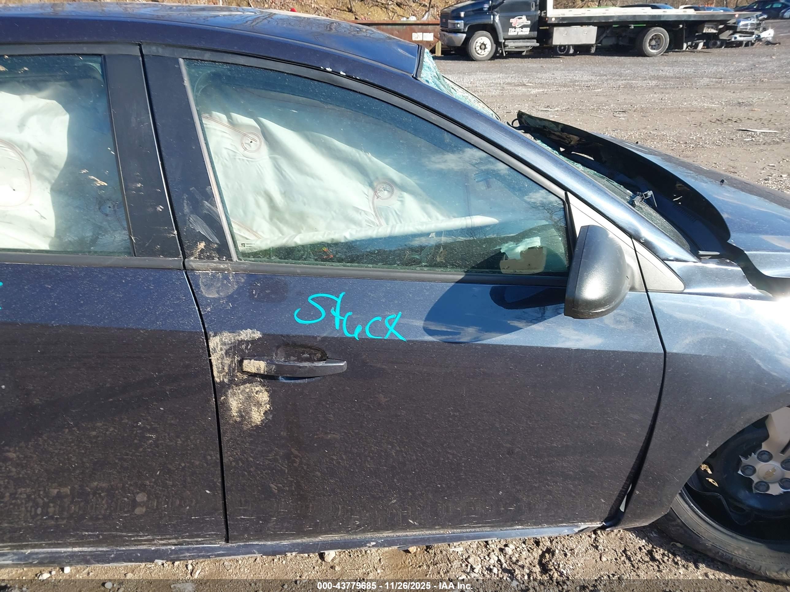 CHEVROLET CRUZE image 5