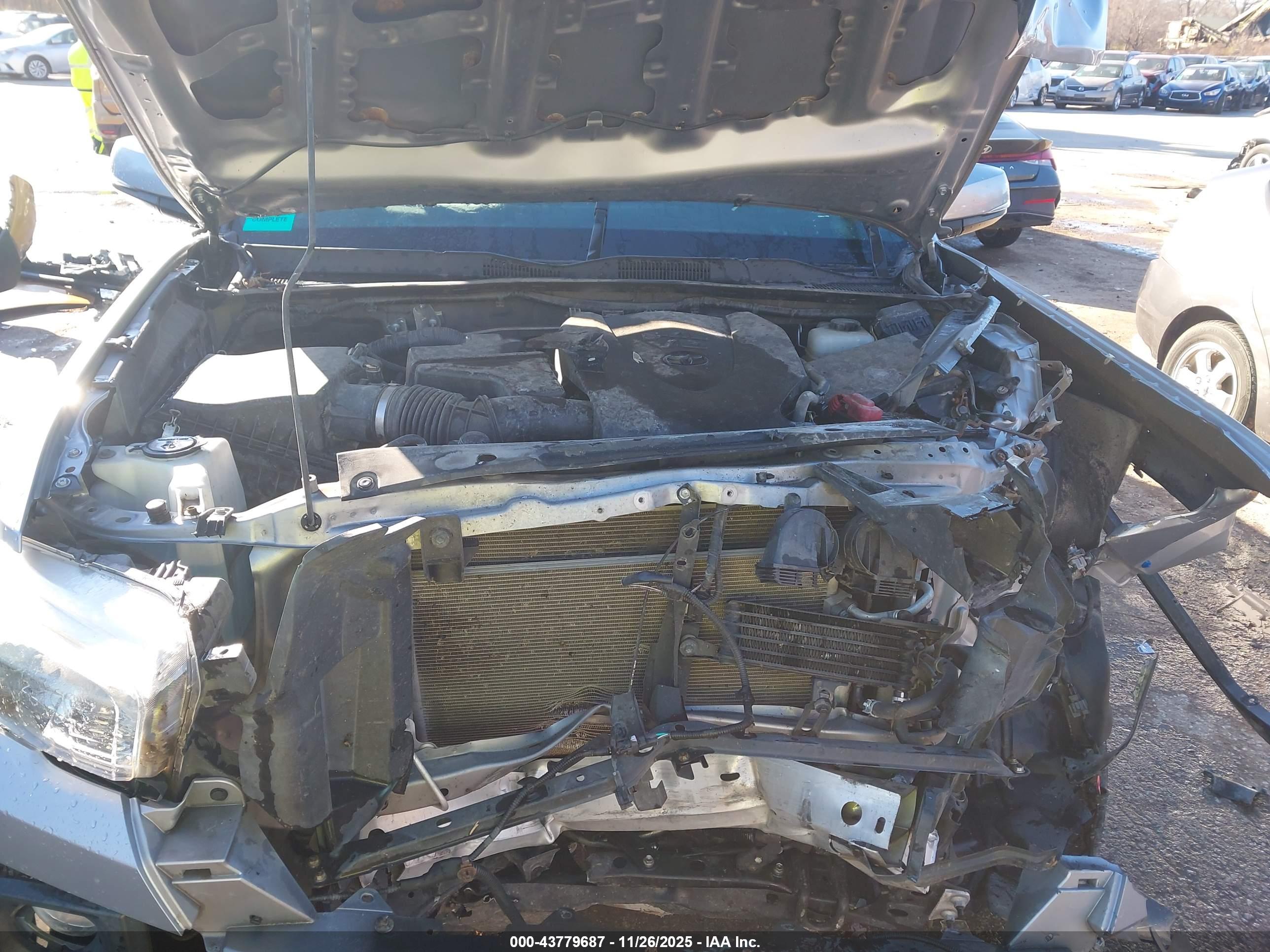 TOYOTA TACOMA image 10