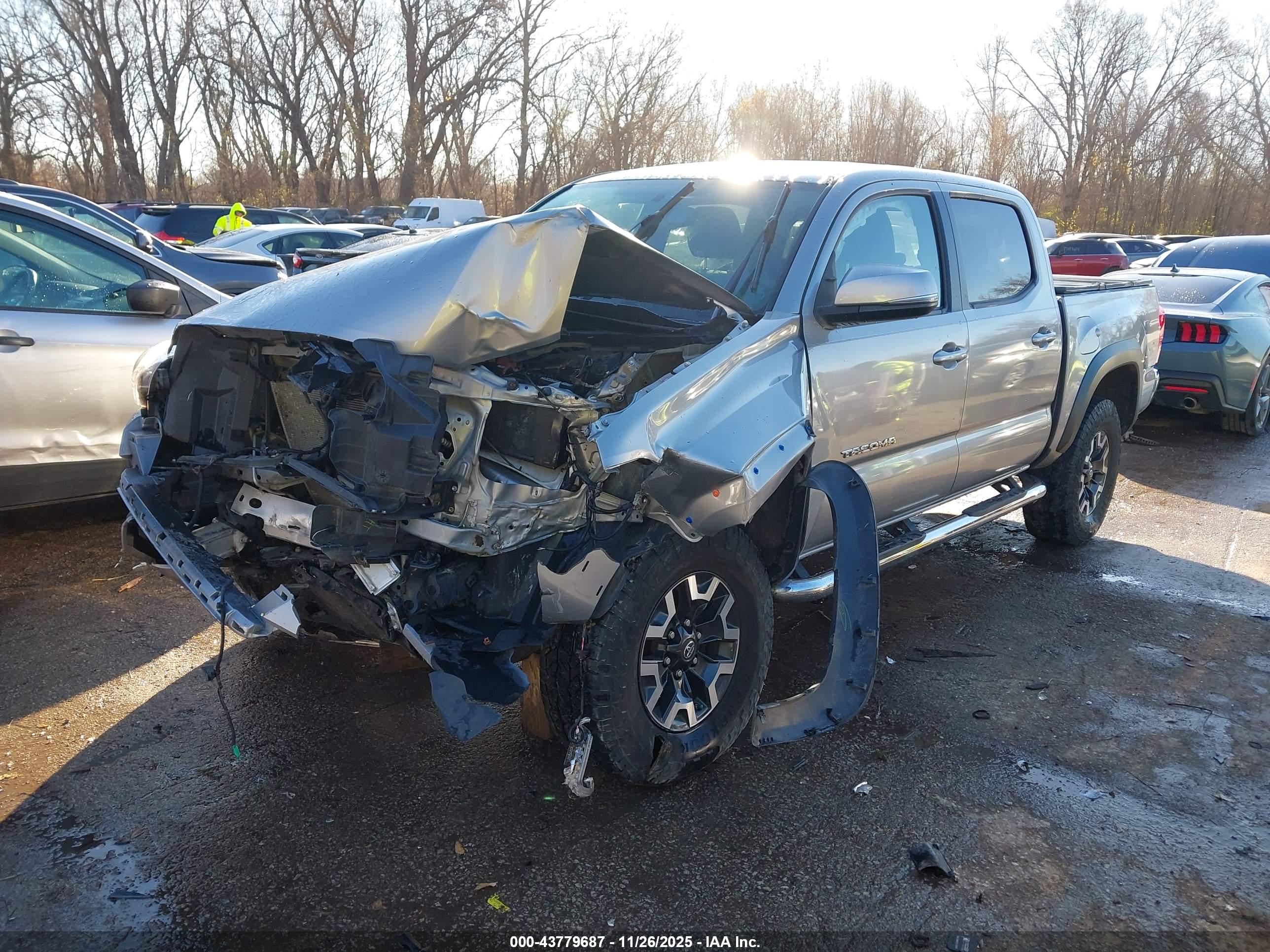TOYOTA TACOMA image 2