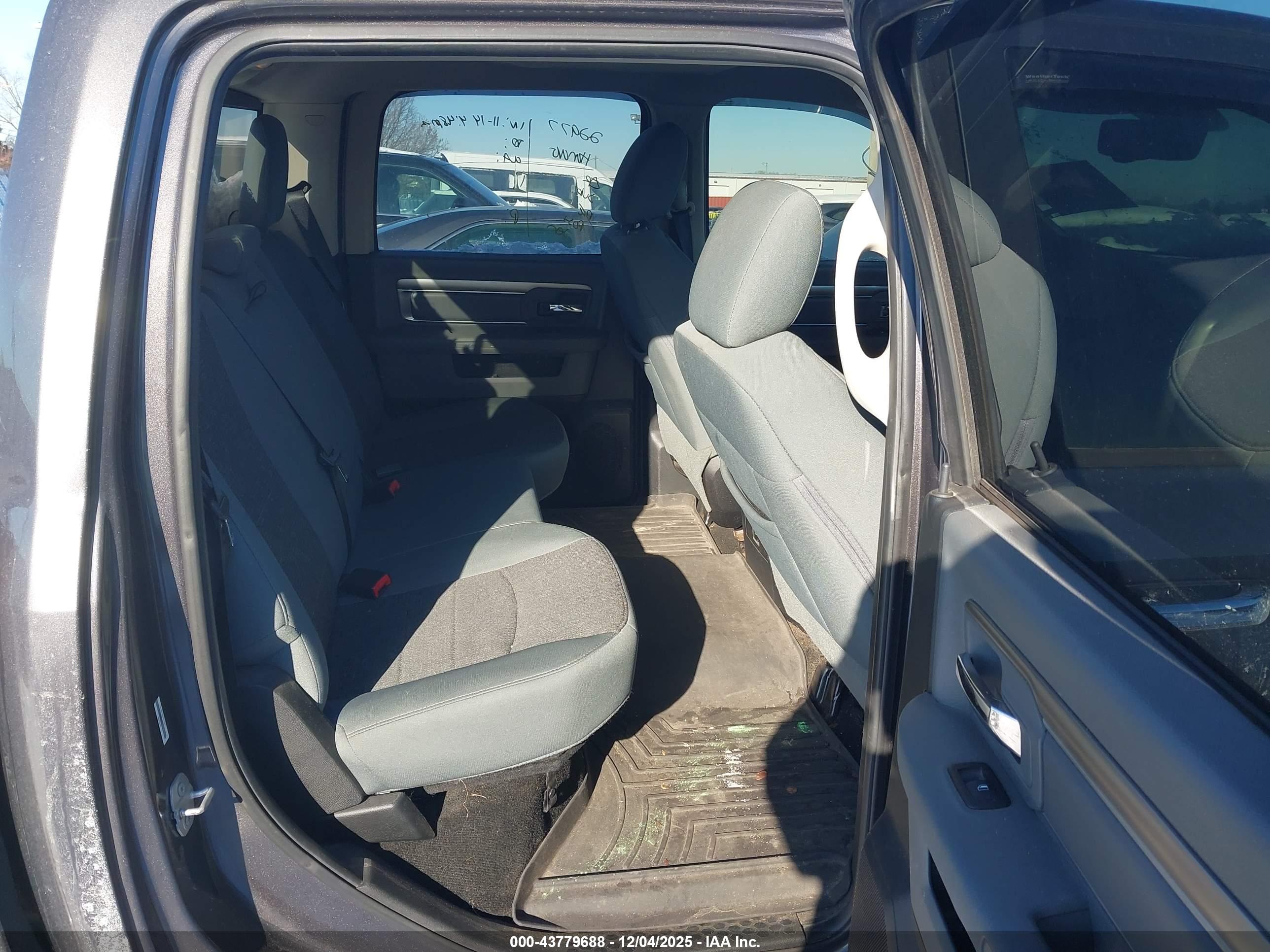 RAM 1500 image 8