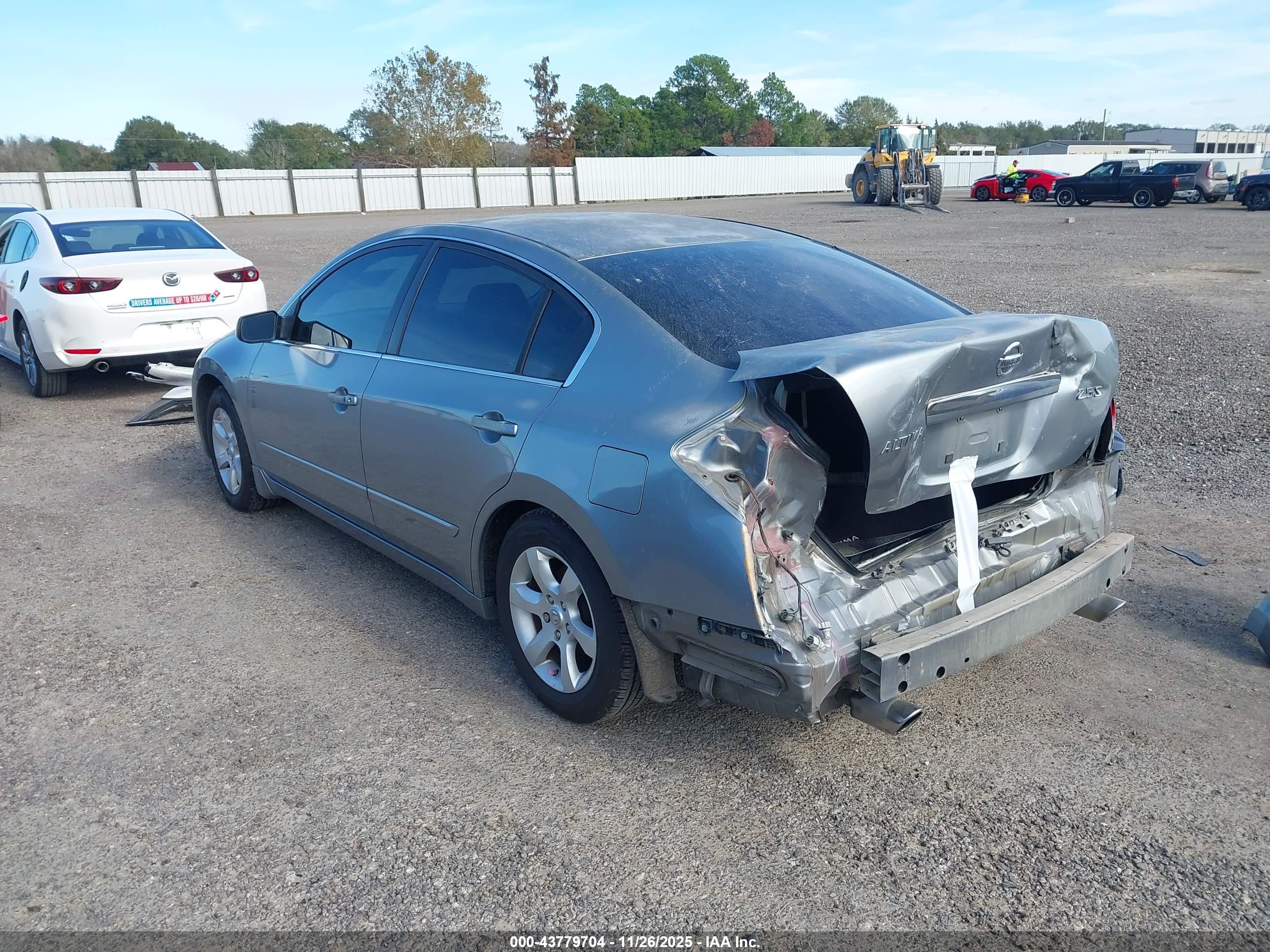 NISSAN ALTIMA image 3