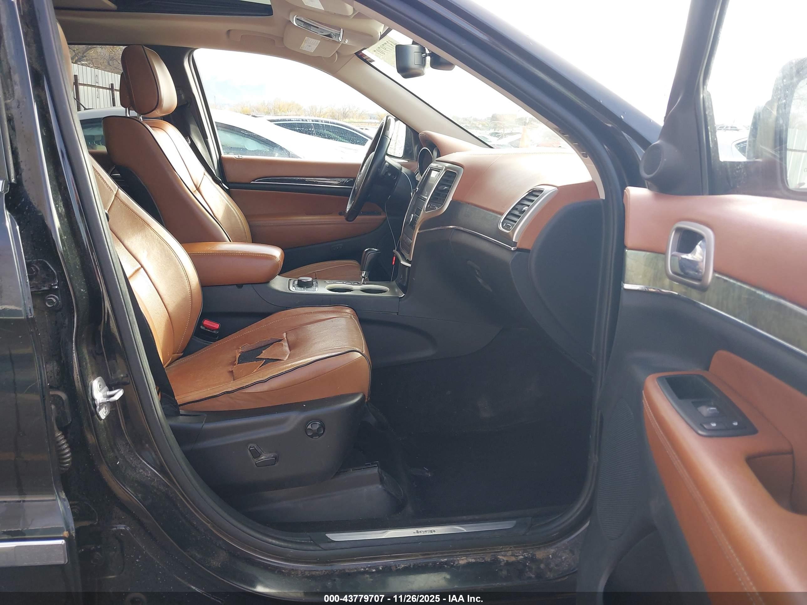 JEEP GRAND image 5