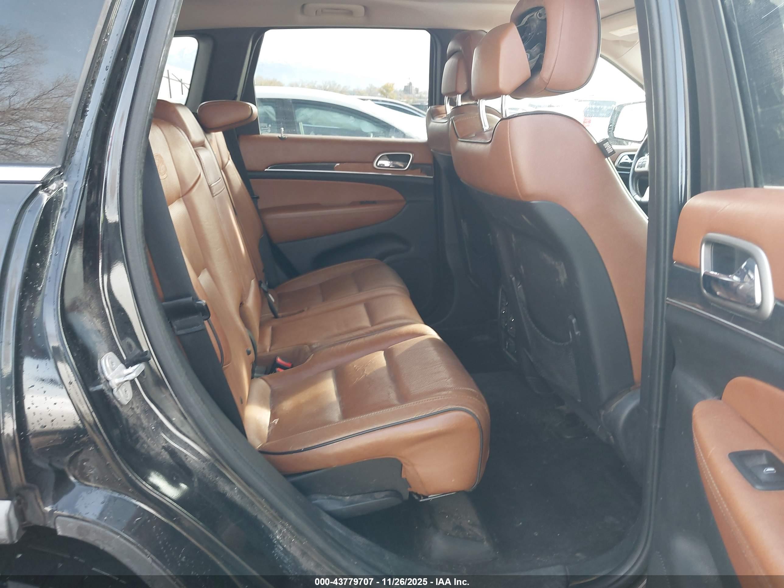 JEEP GRAND image 8