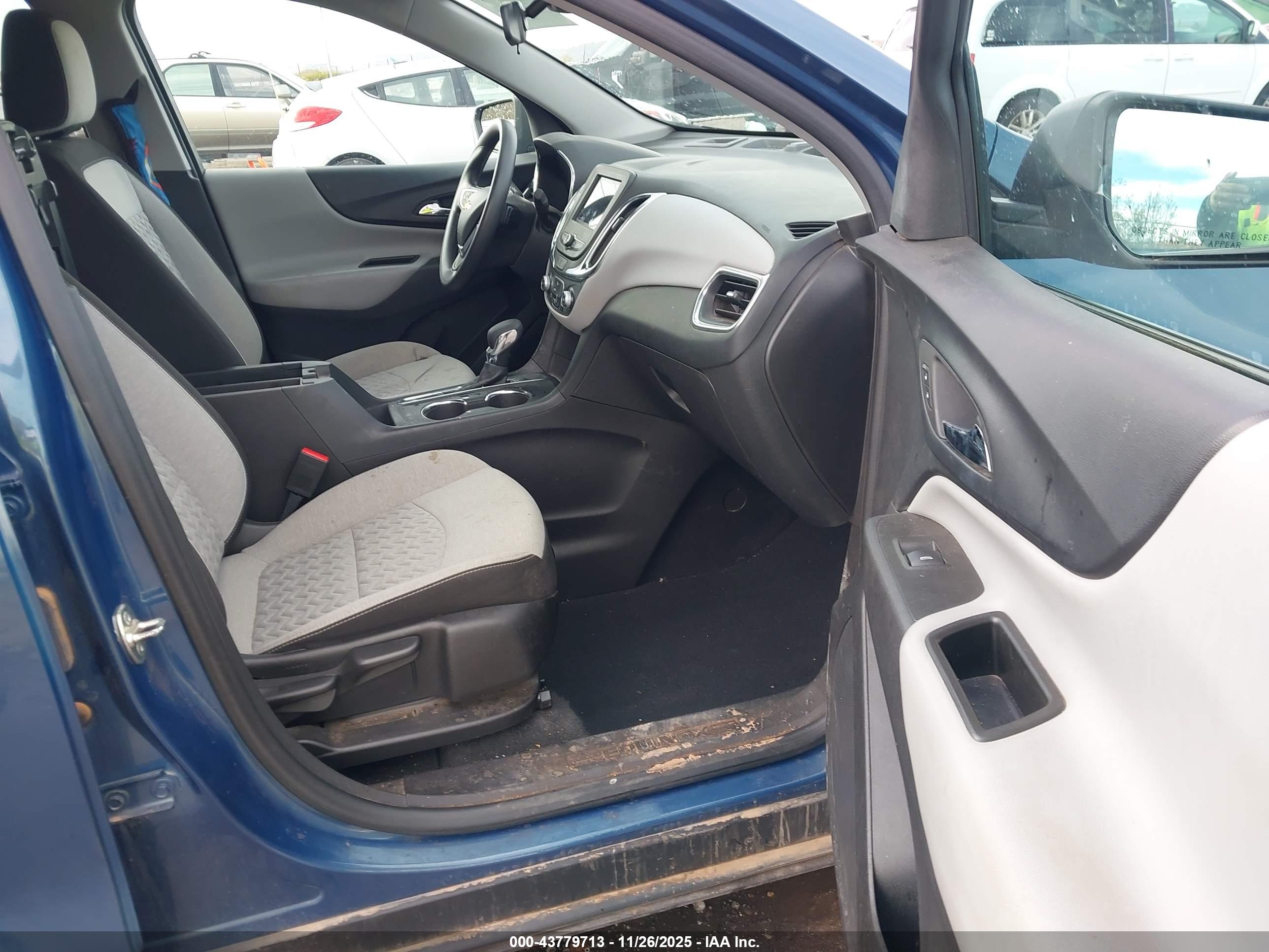 CHEVROLET EQUINOX image 5