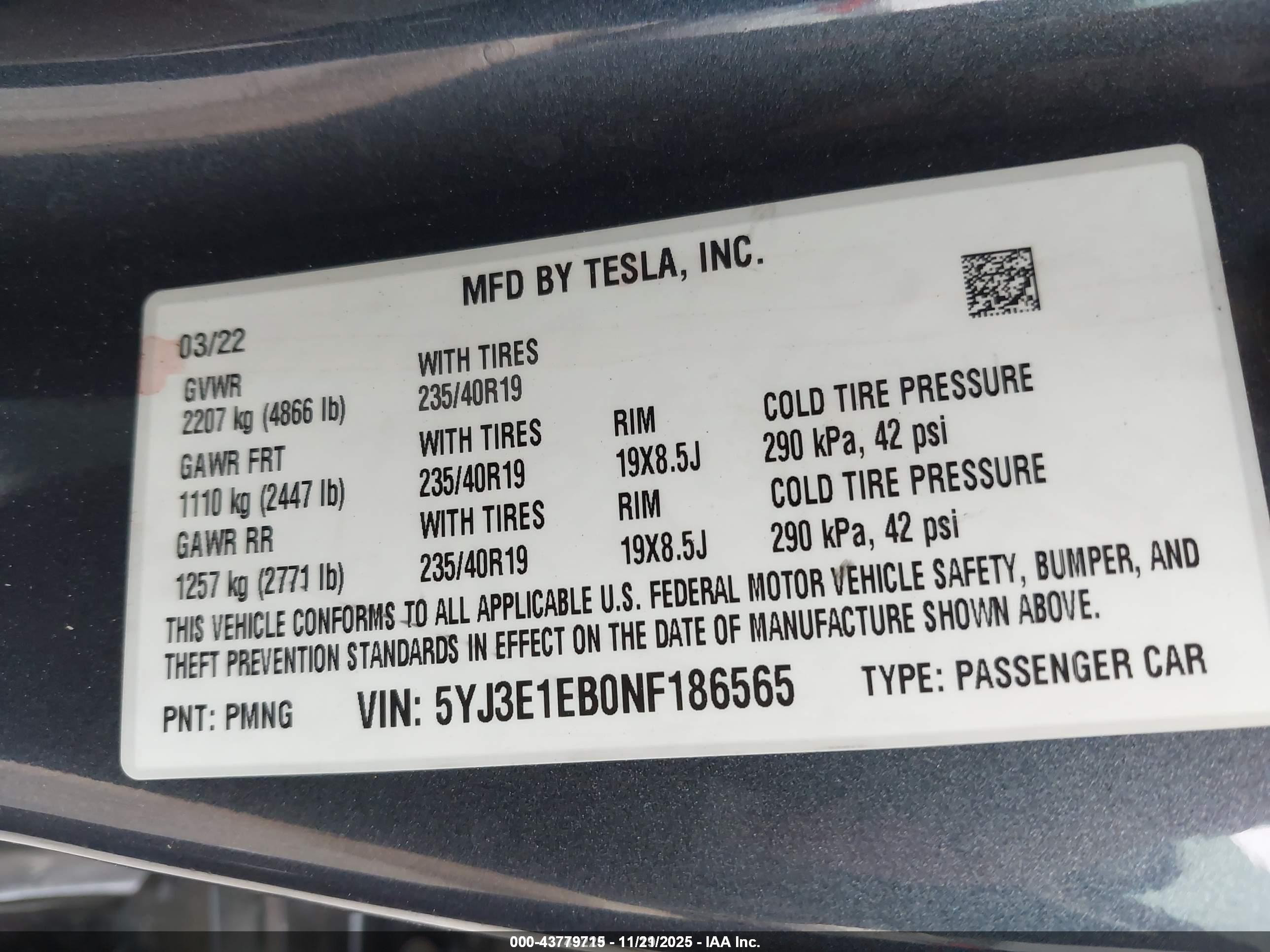 TESLA MODEL image 9