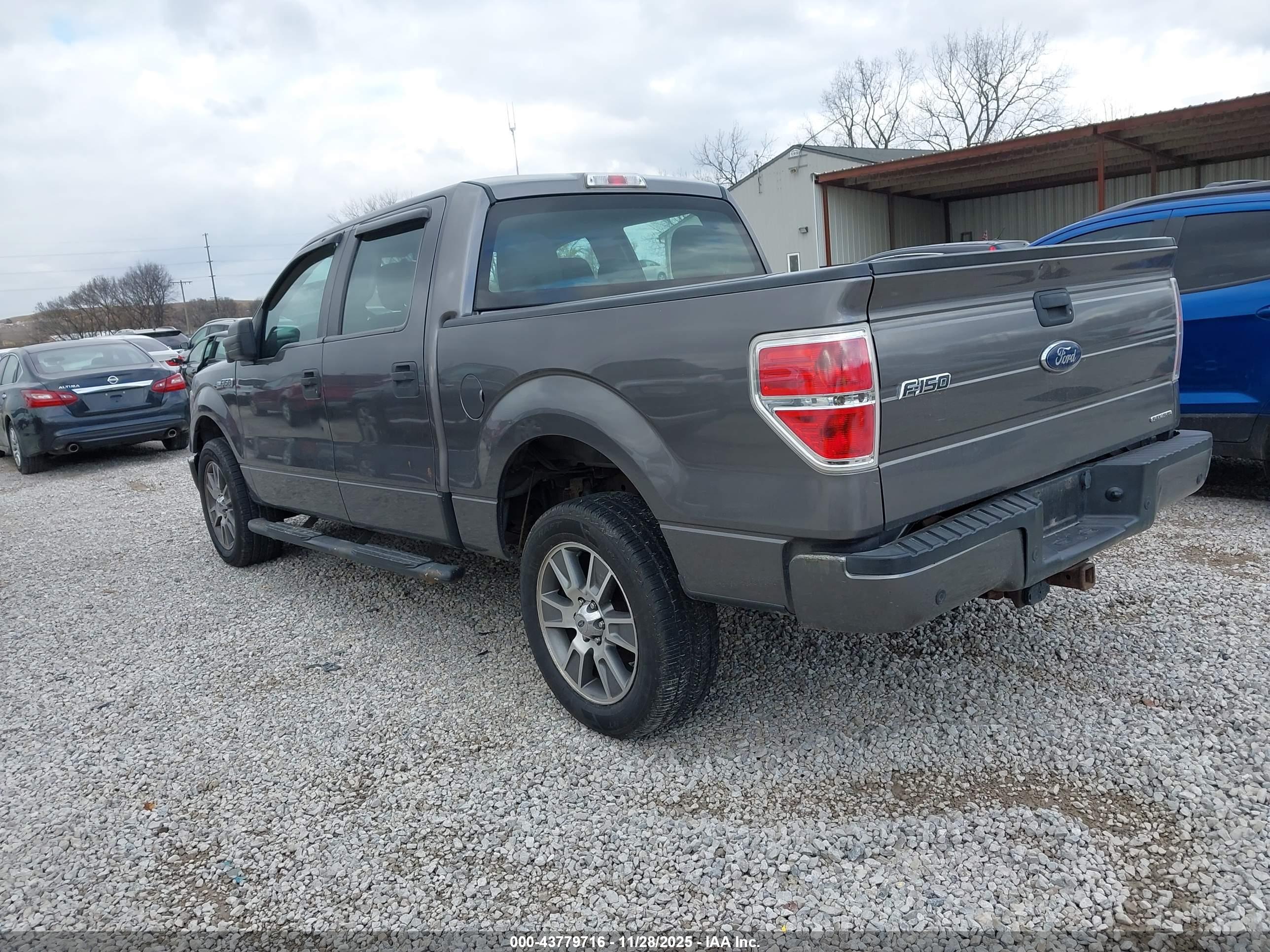 FORD F-150 image 3