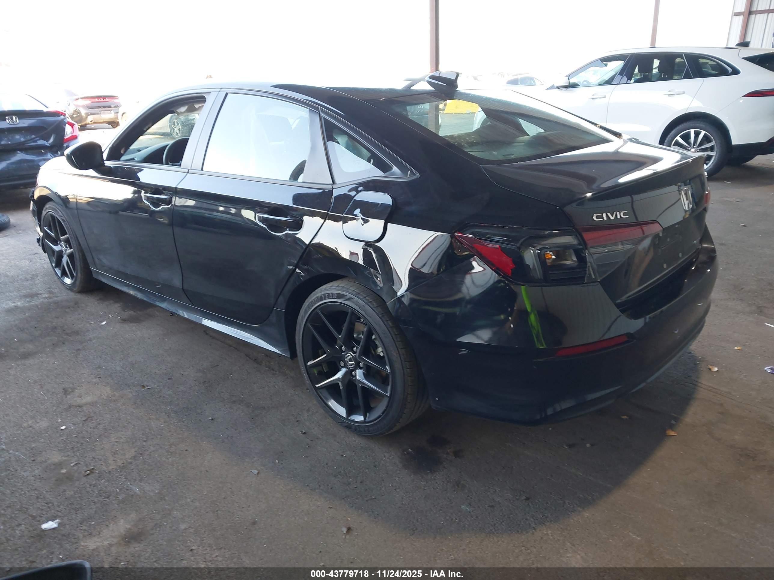HONDA CIVIC image 3