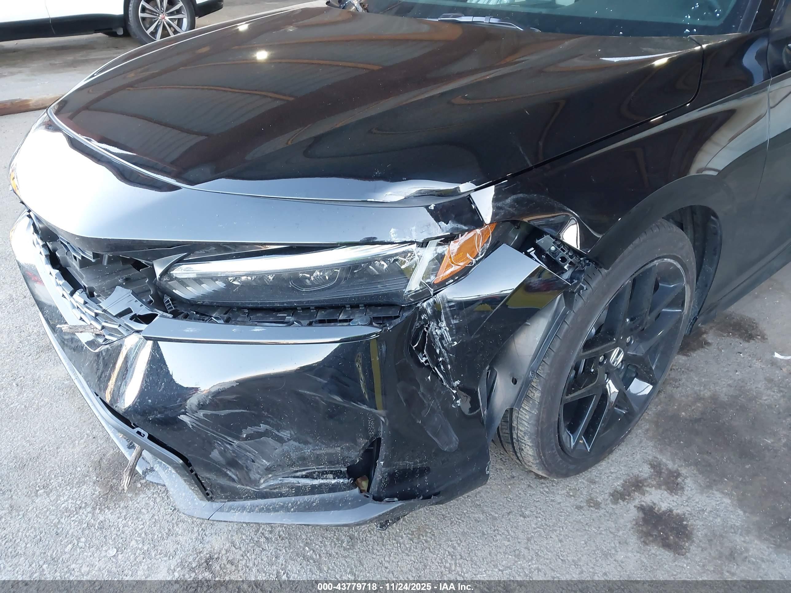 HONDA CIVIC image 6