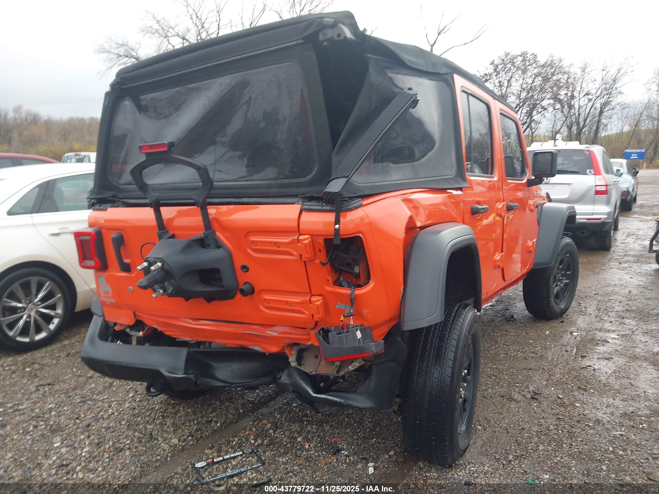 JEEP WRANGLER image 4