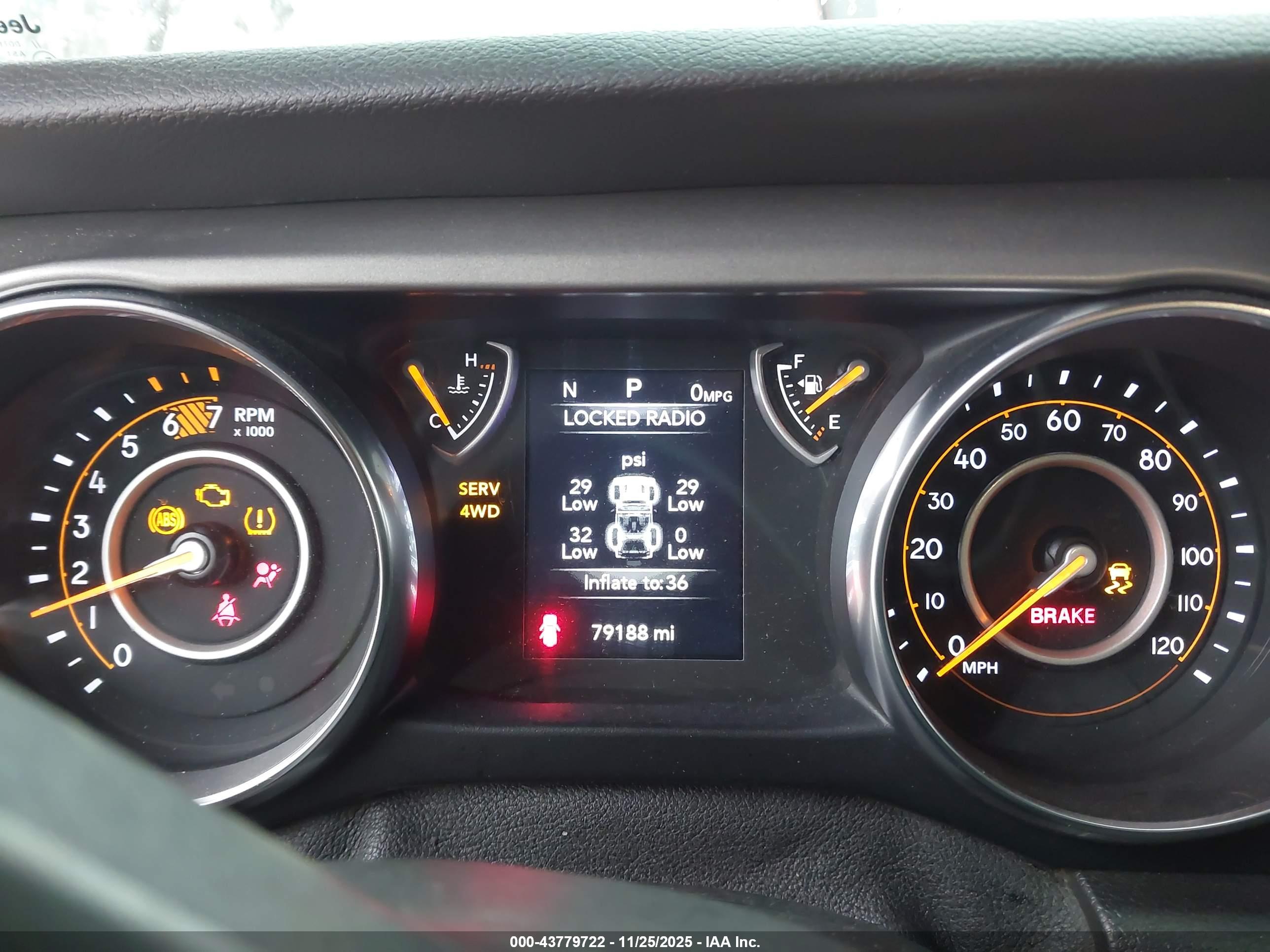 JEEP WRANGLER image 7