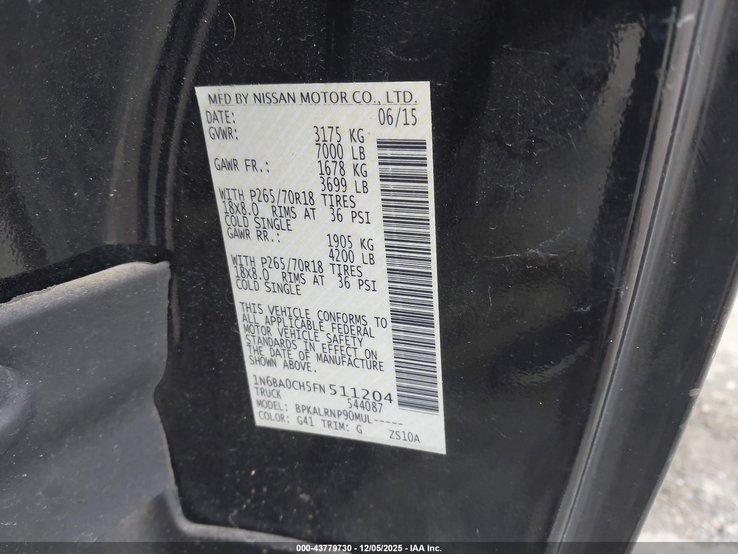 NISSAN TITAN image 9