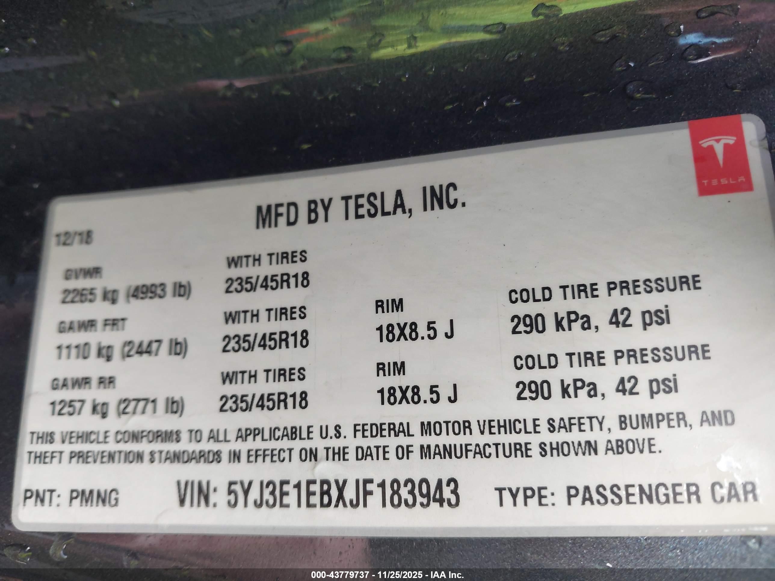 TESLA MODEL image 9