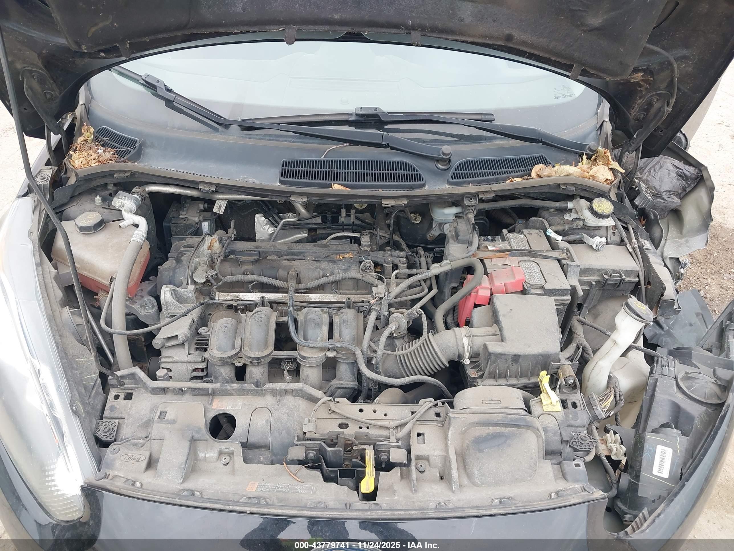 FORD FIESTA image 10