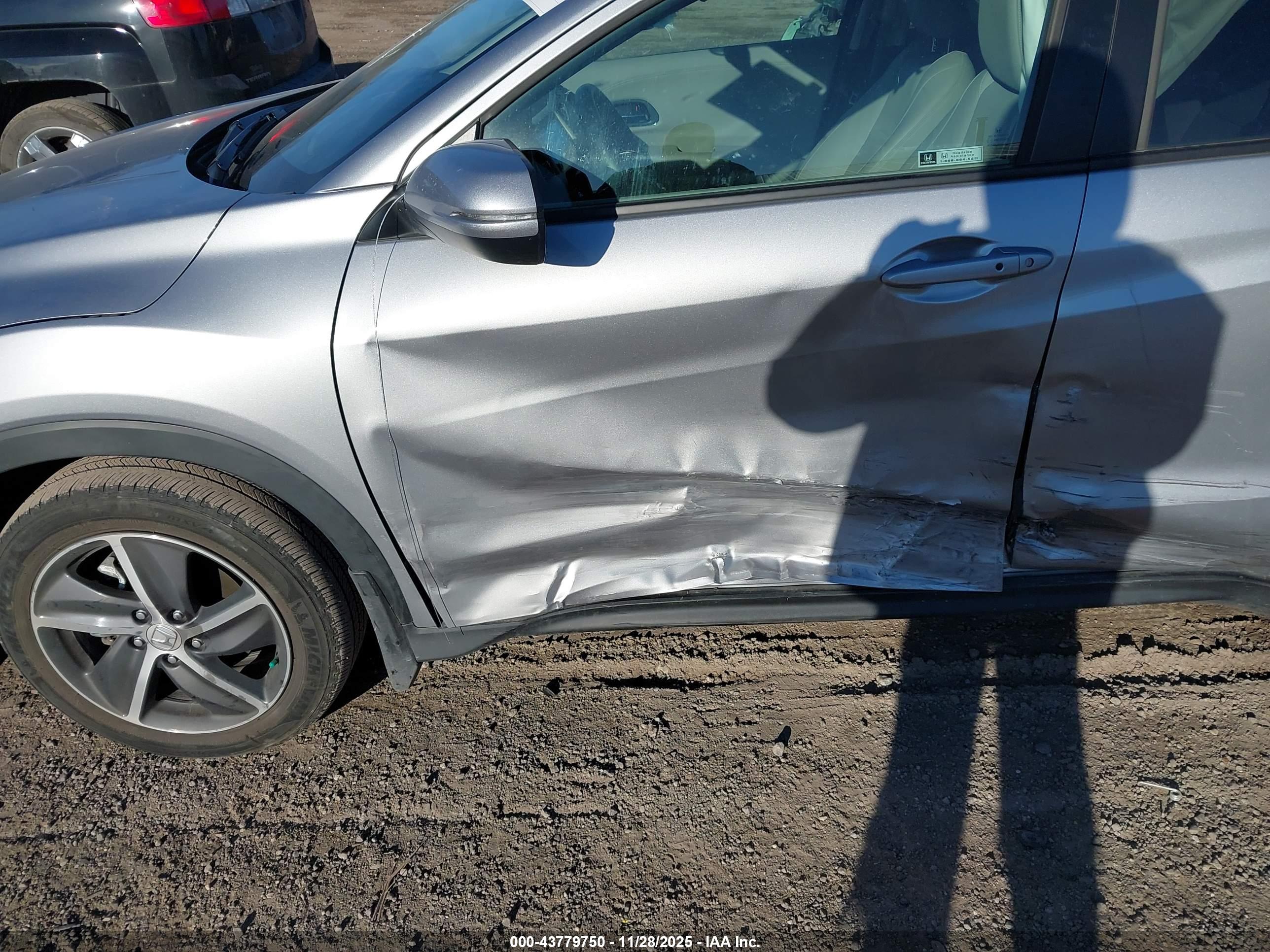 HONDA HR-V image 6
