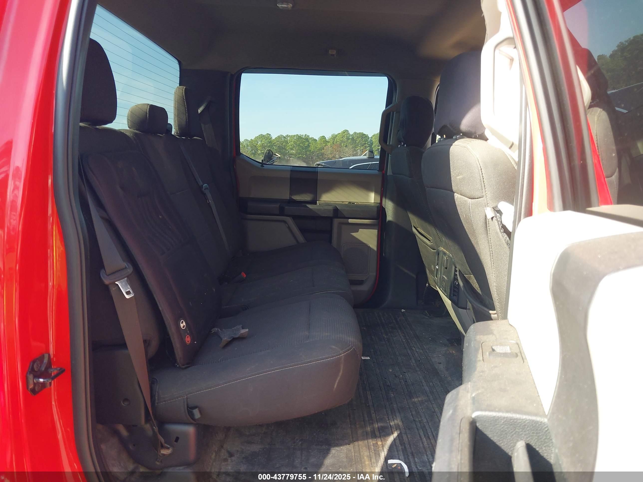 FORD F-150 image 8