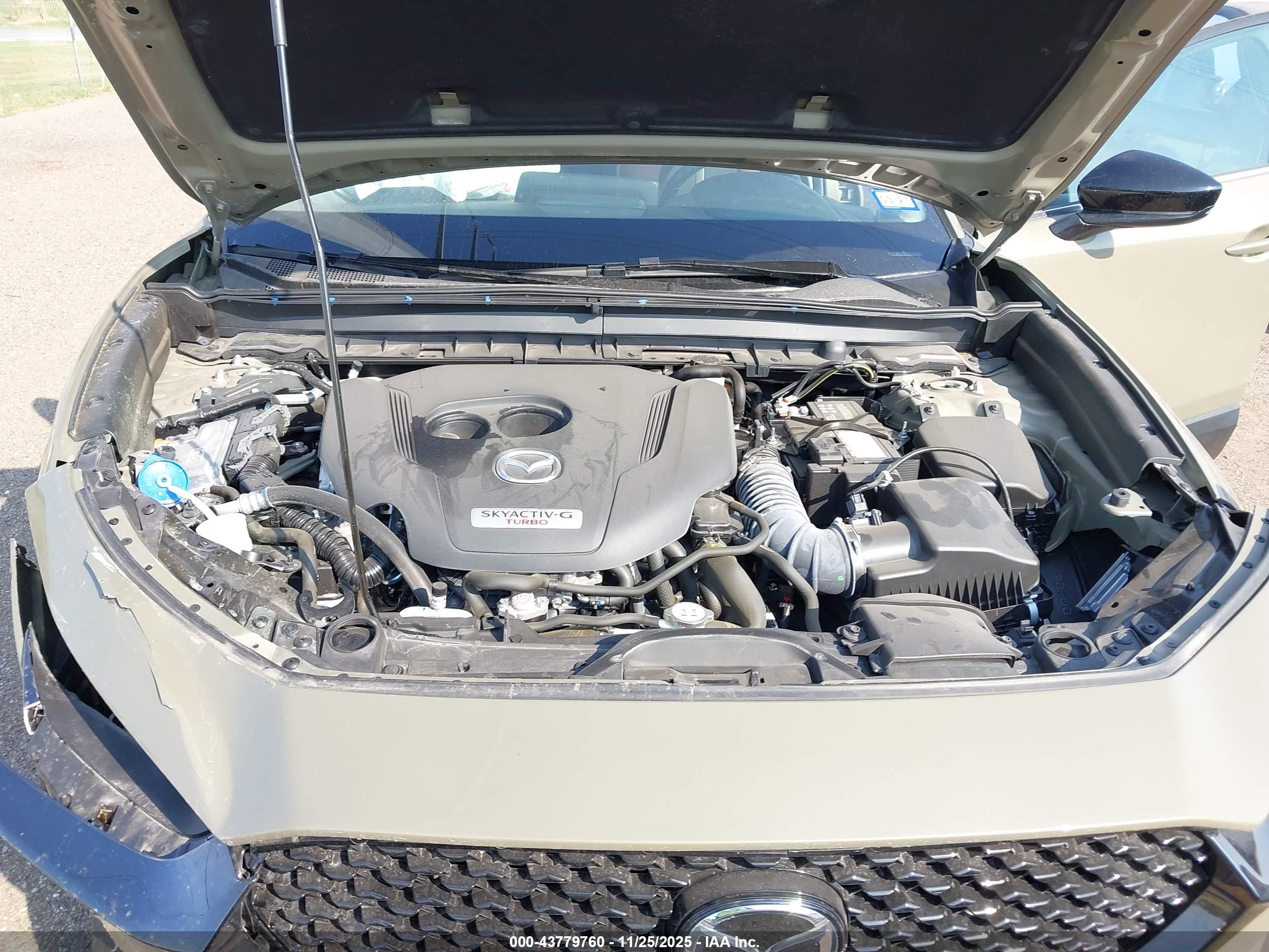 MAZDA CX-30 image 10