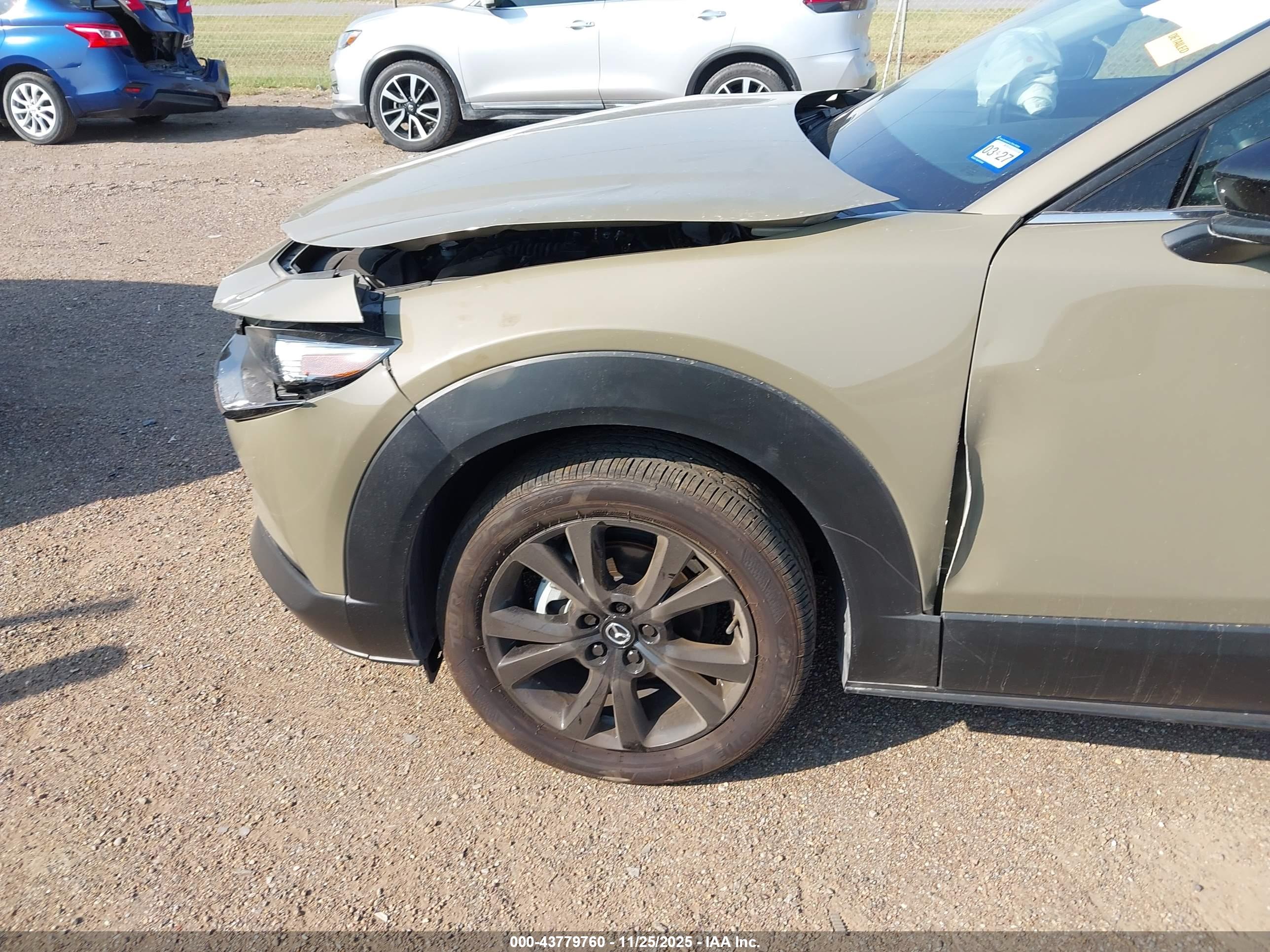 MAZDA CX-30 image 6
