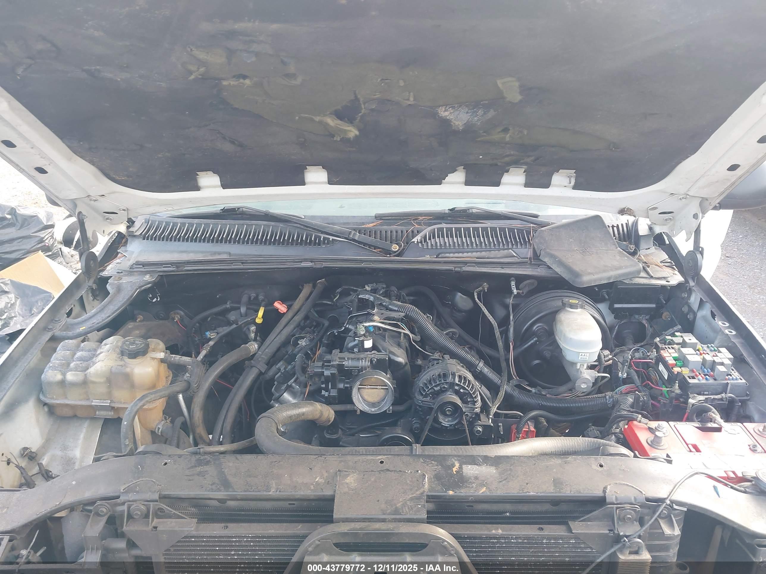 GMC SIERRA image 10