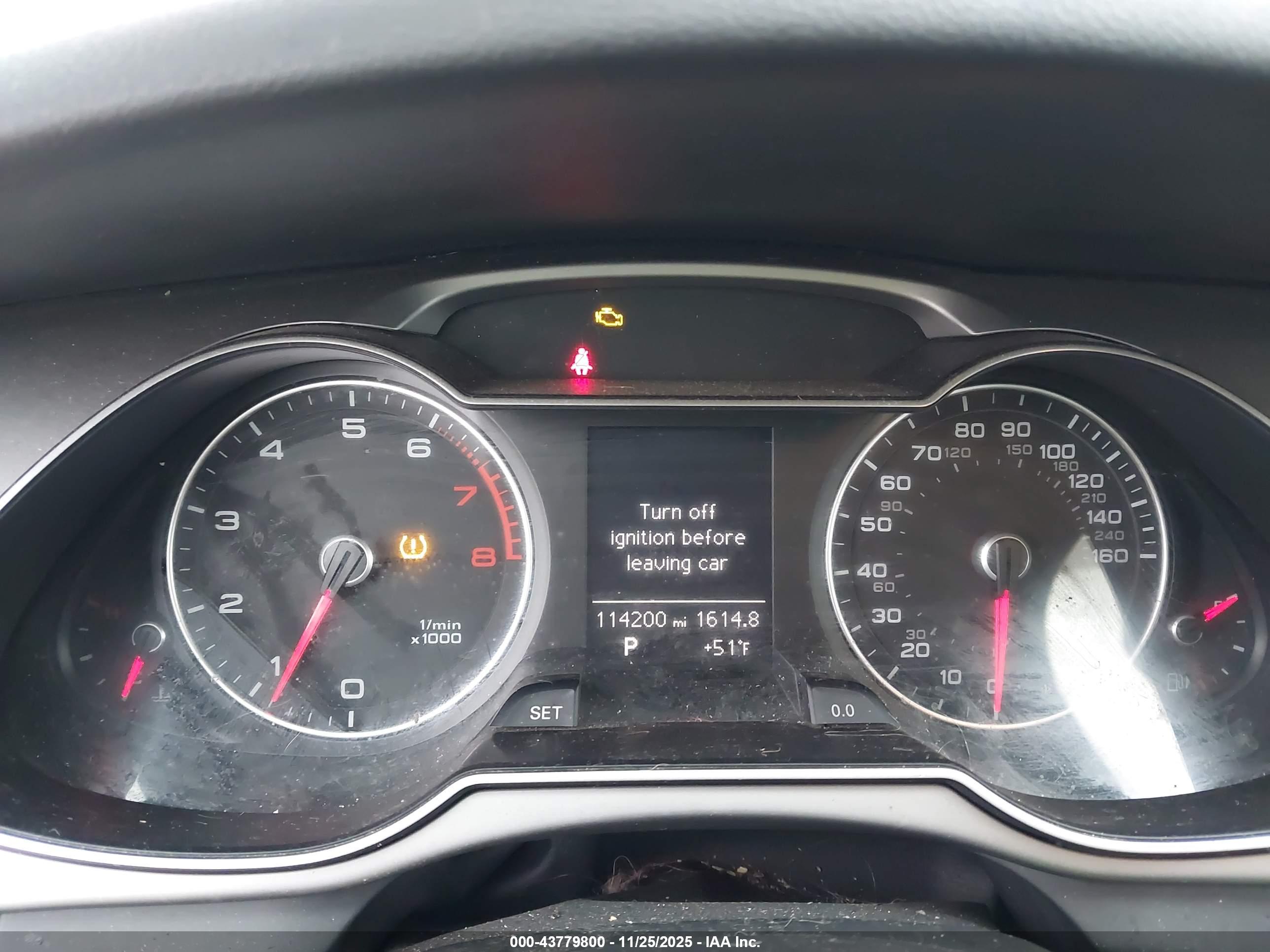 AUDI A4 image 7