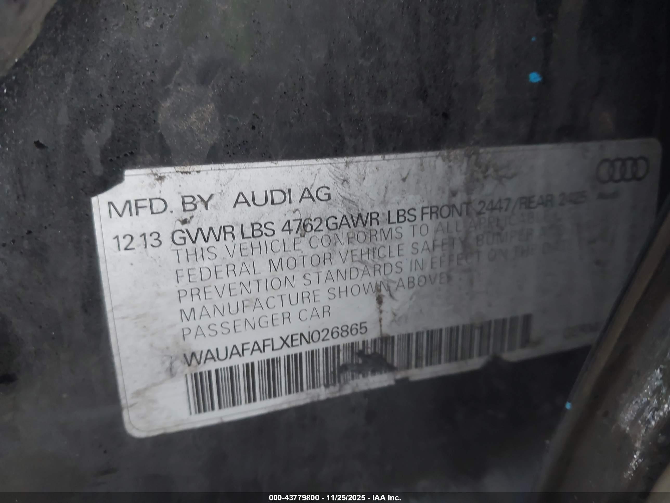 AUDI A4 image 9