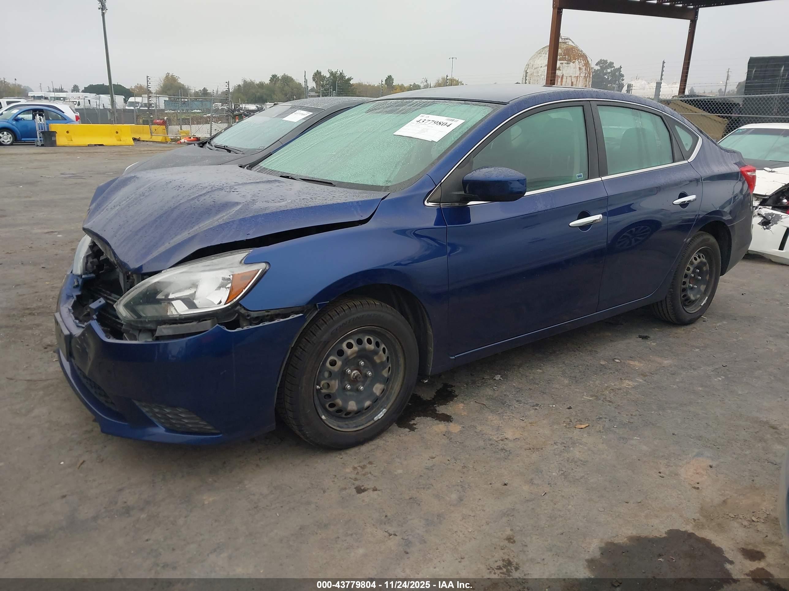 NISSAN SENTRA image 2