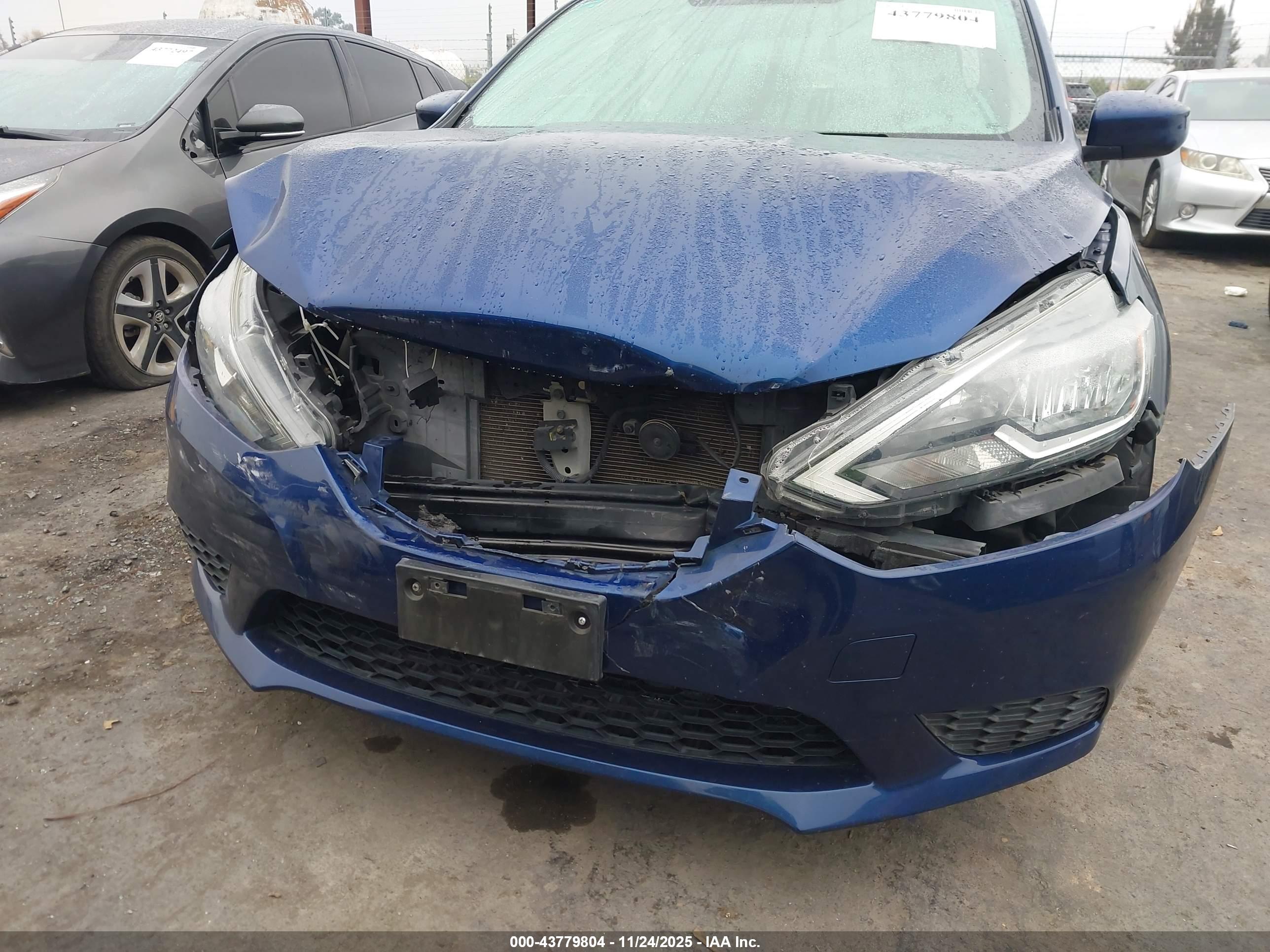 NISSAN SENTRA image 6