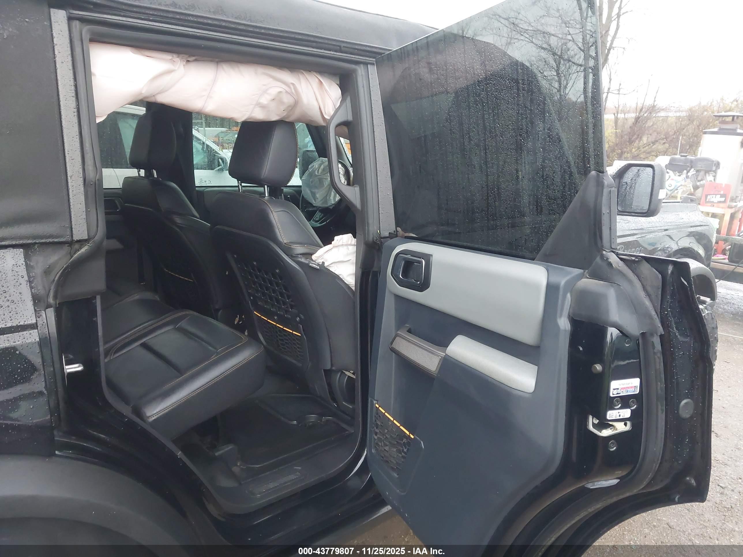 FORD BRONCO image 8