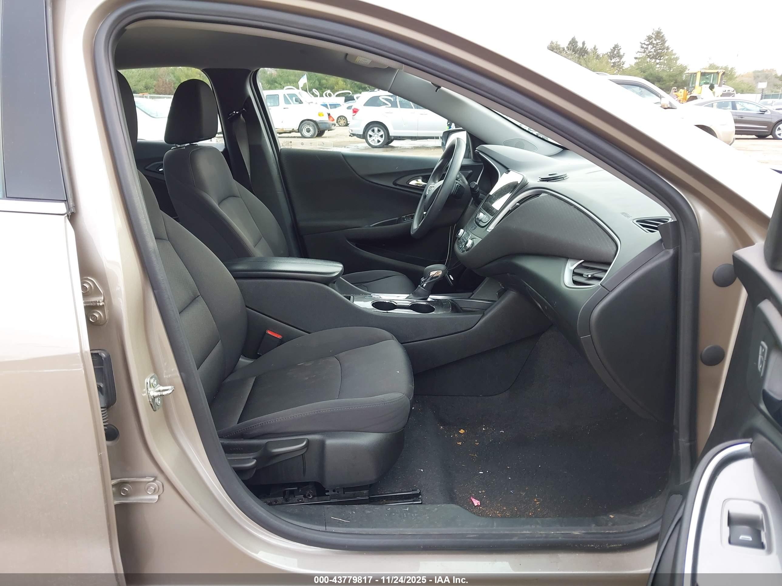 CHEVROLET MALIBU image 5
