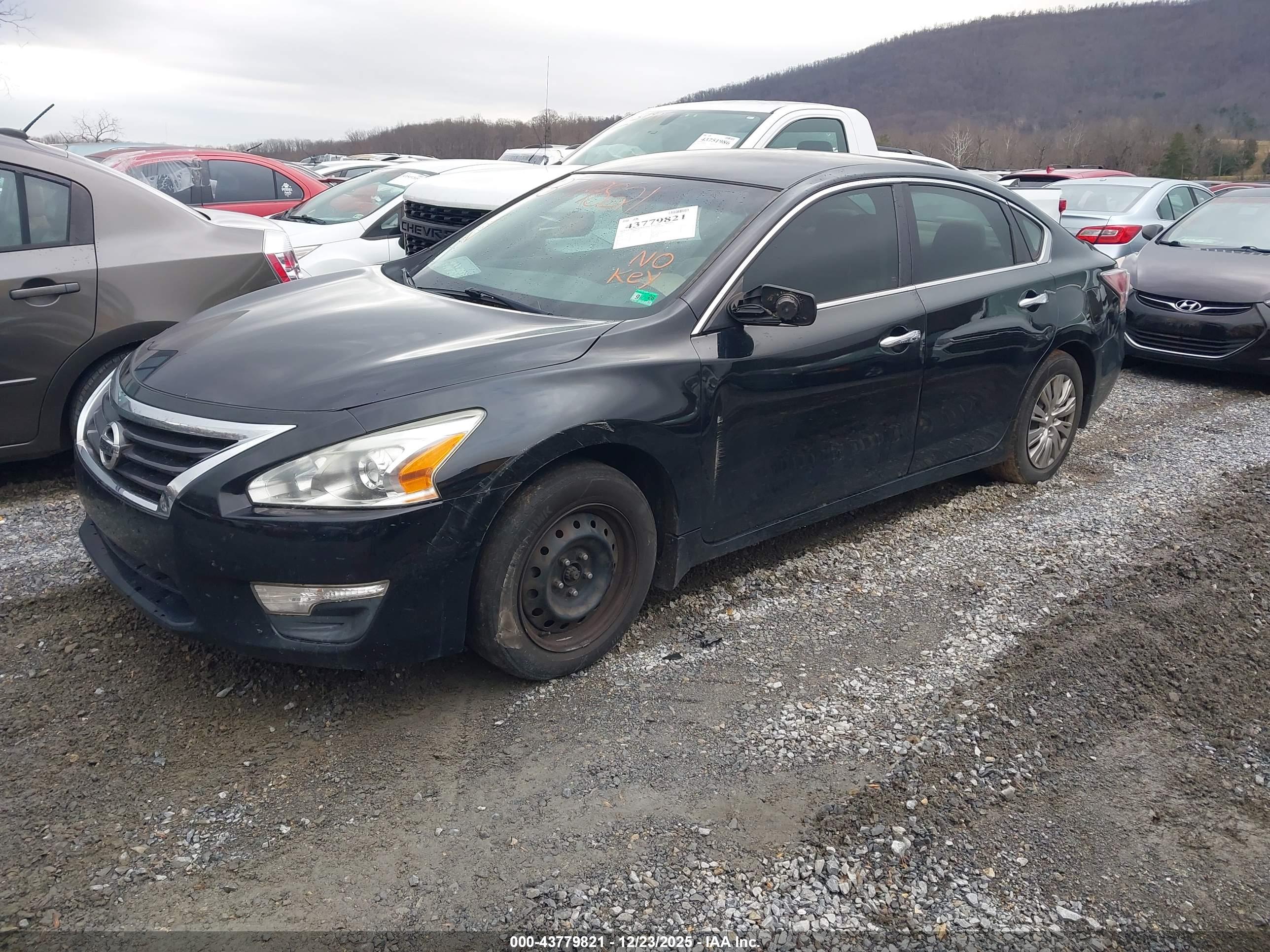 NISSAN ALTIMA image 2
