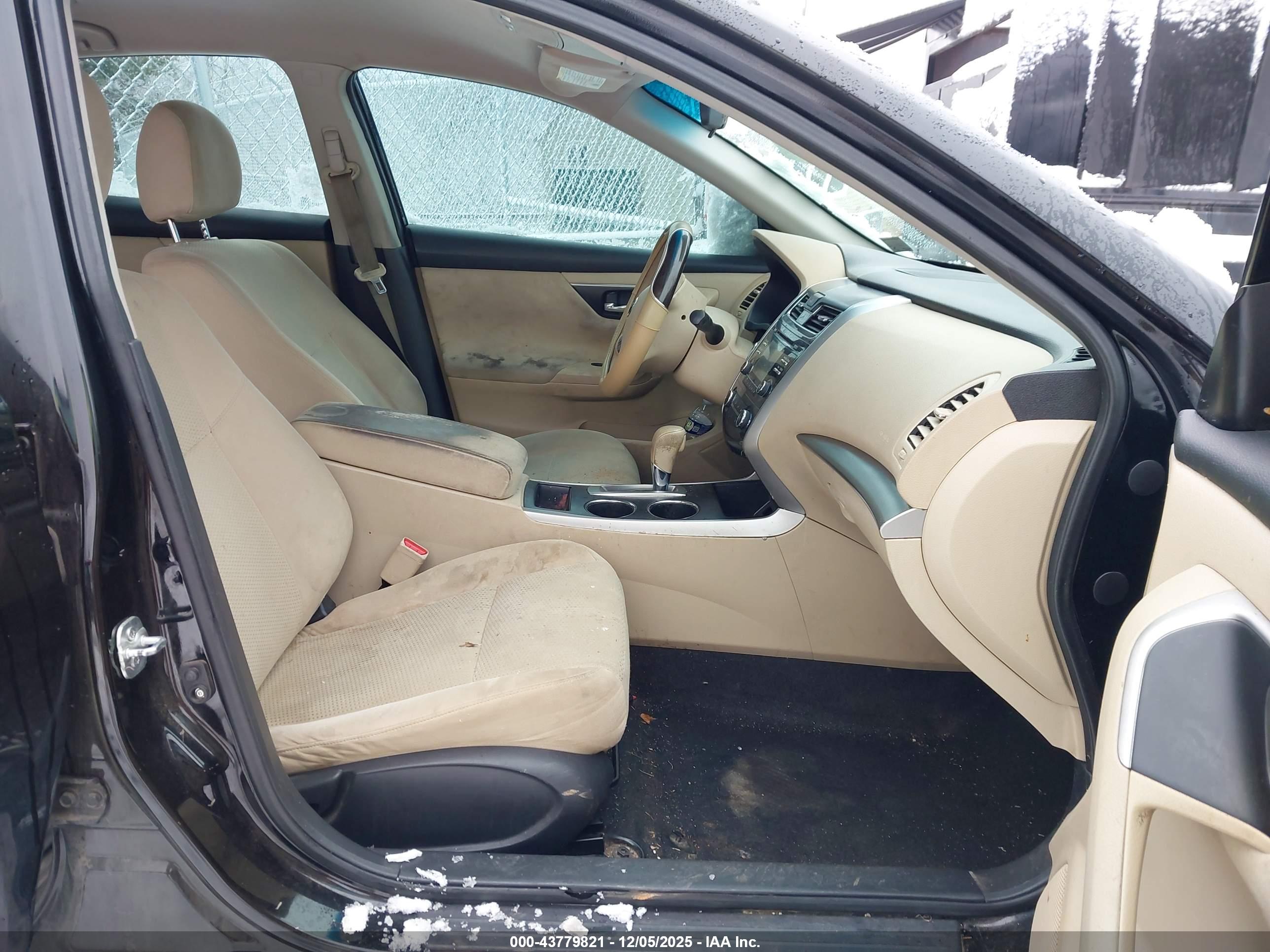 NISSAN ALTIMA image 5