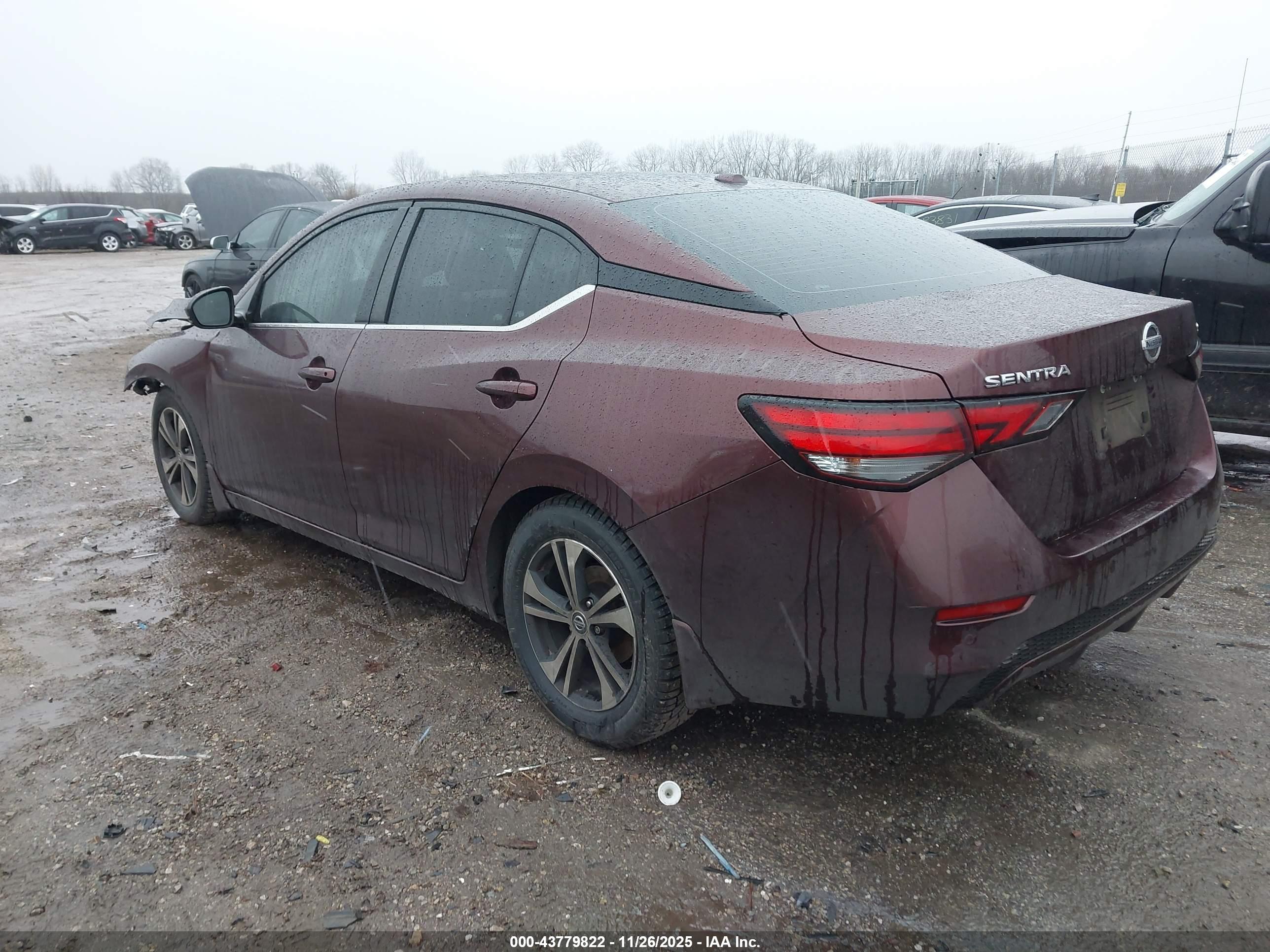 NISSAN SENTRA image 3