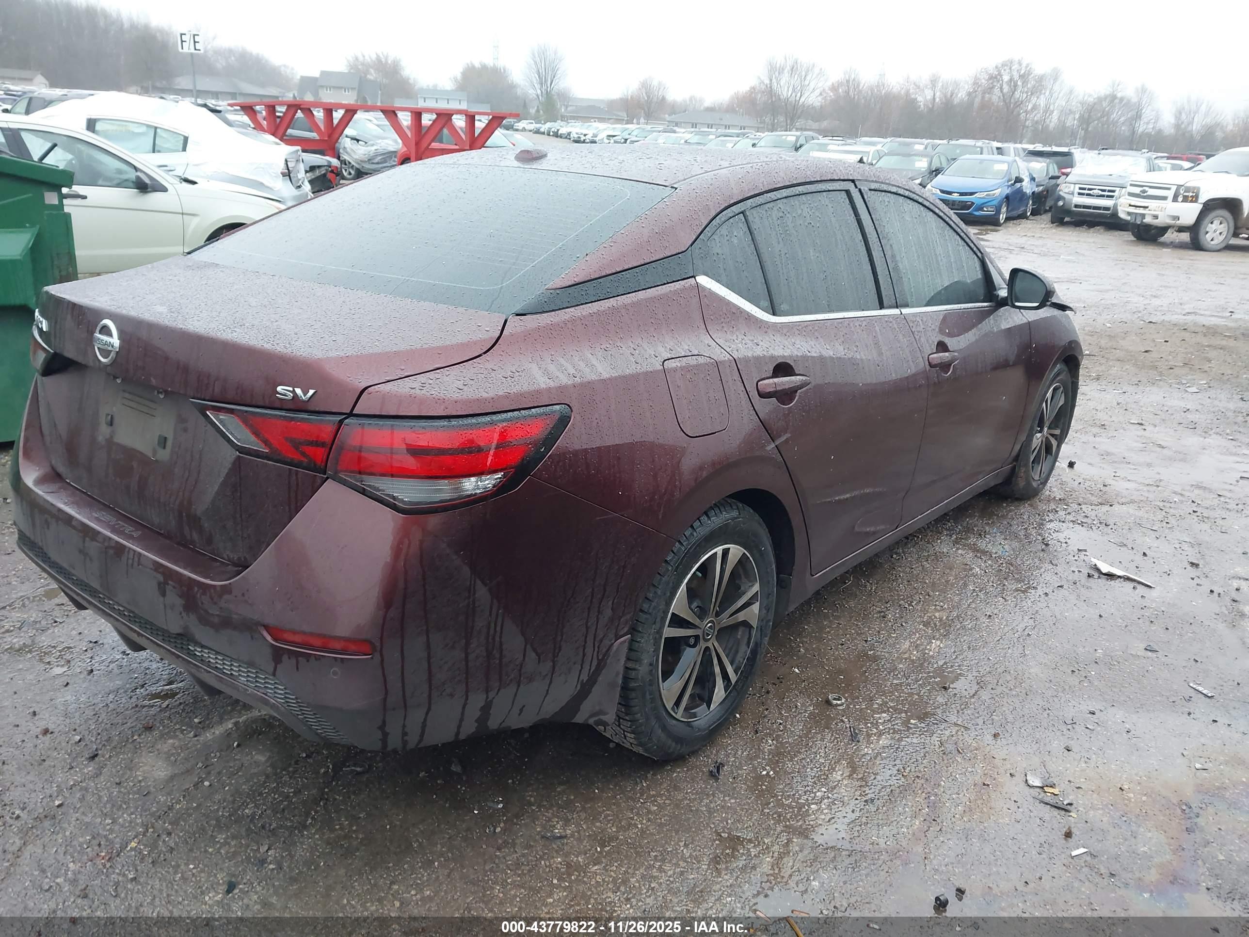 NISSAN SENTRA image 4