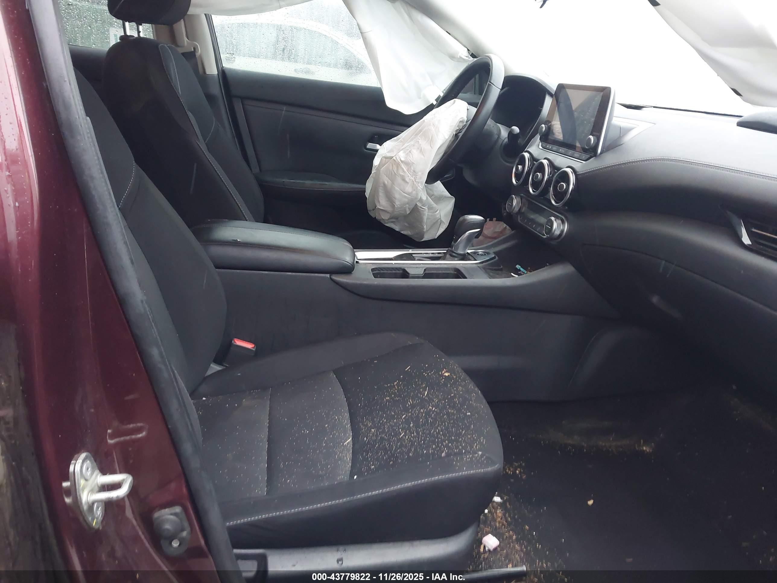 NISSAN SENTRA image 5
