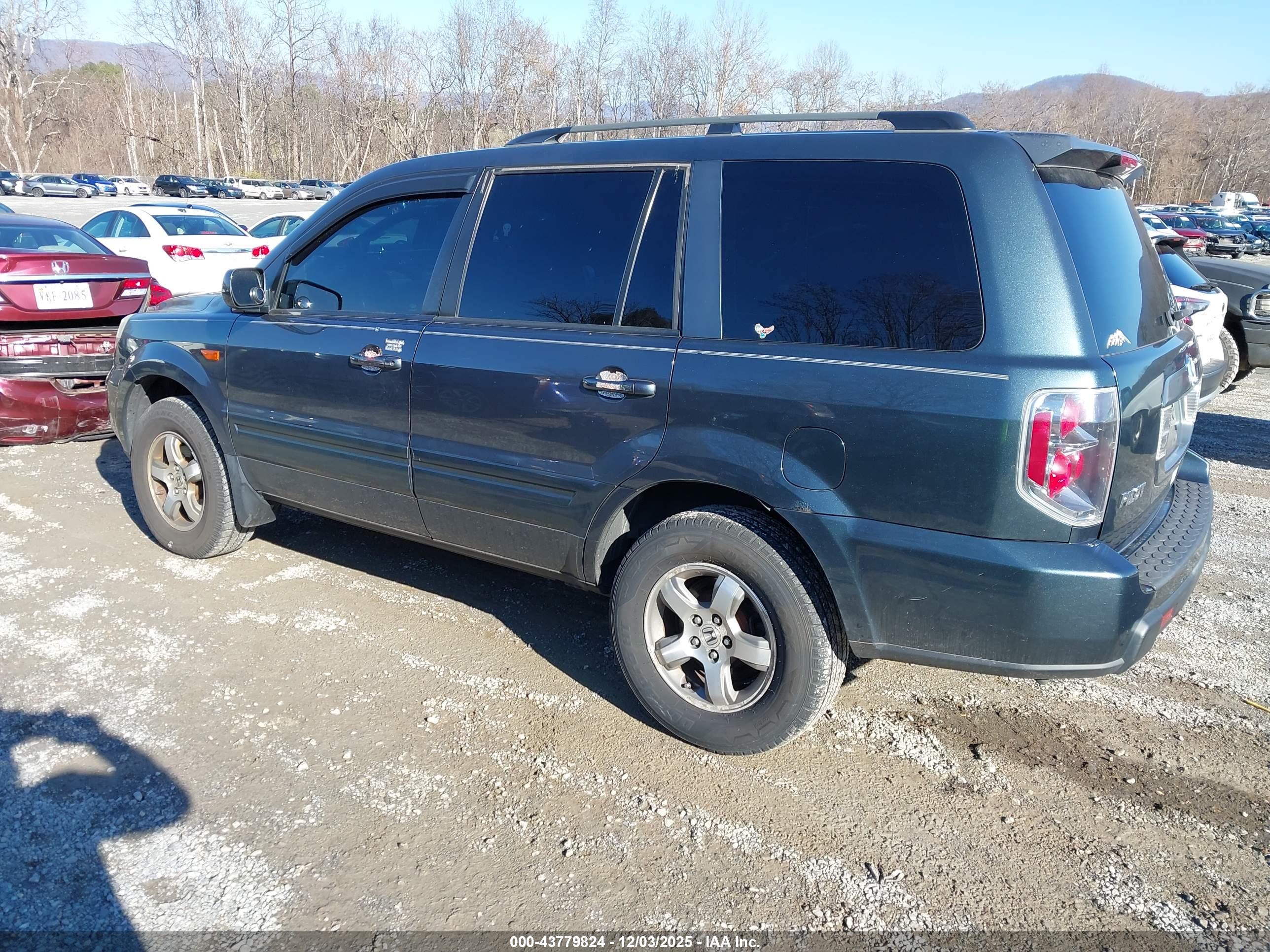 HONDA PILOT image 3