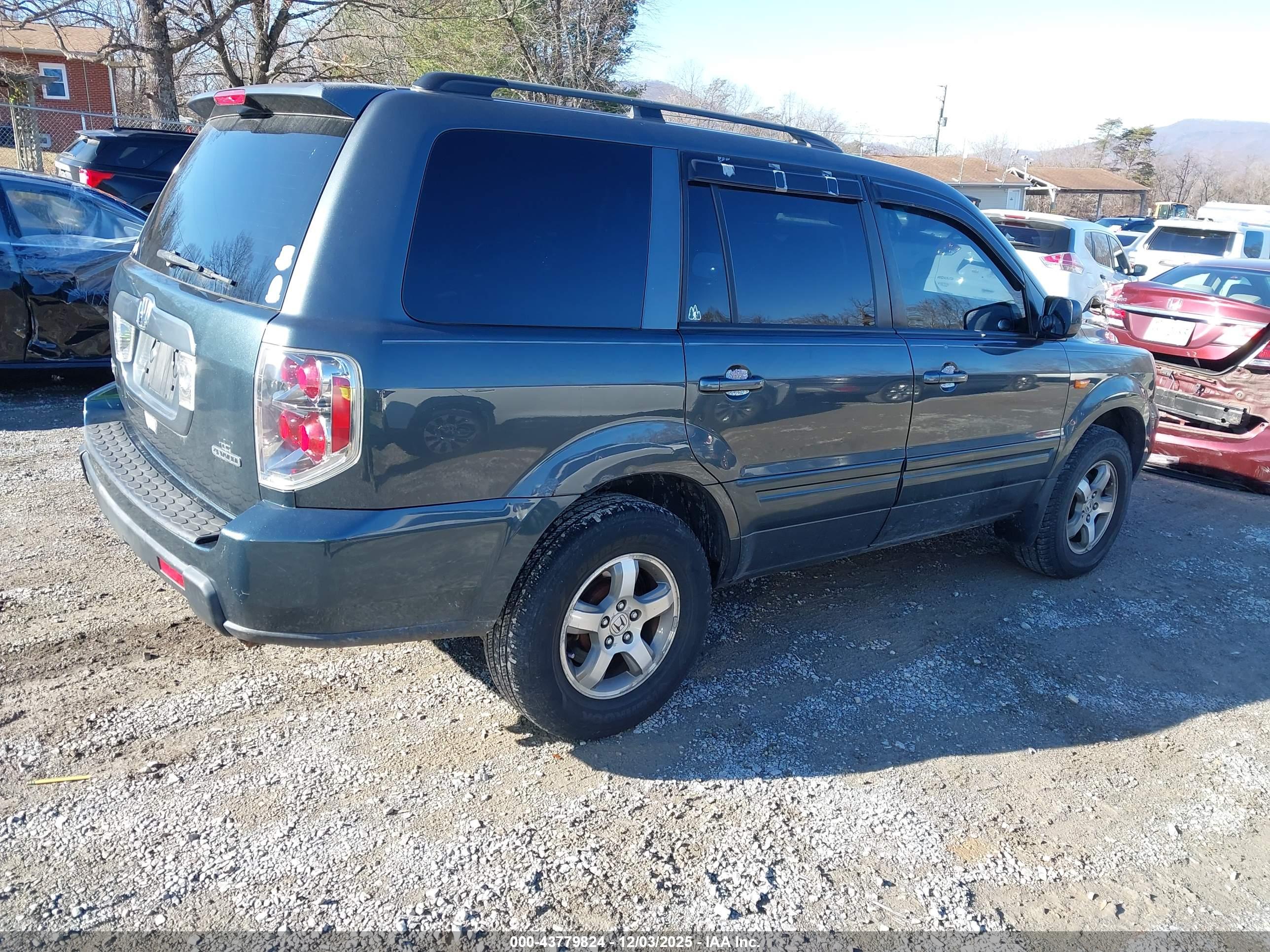 HONDA PILOT image 4