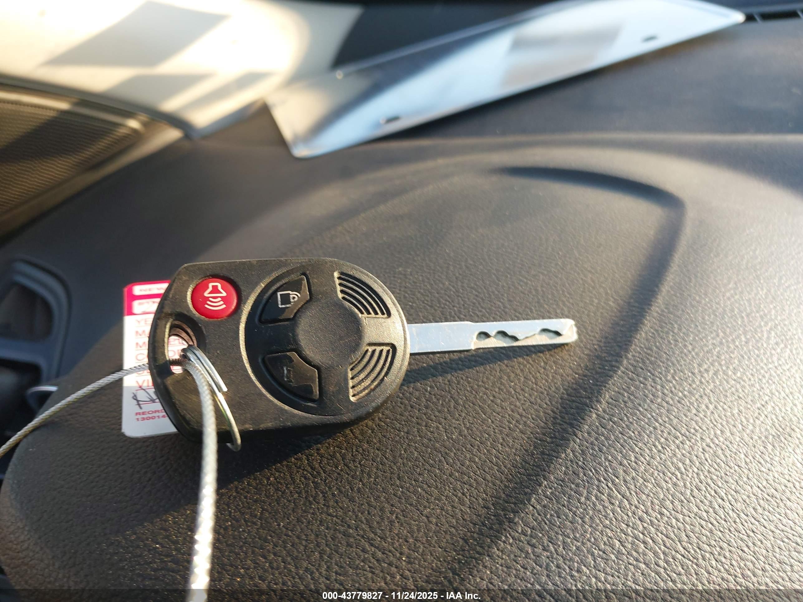 FORD ESCAPE image 11