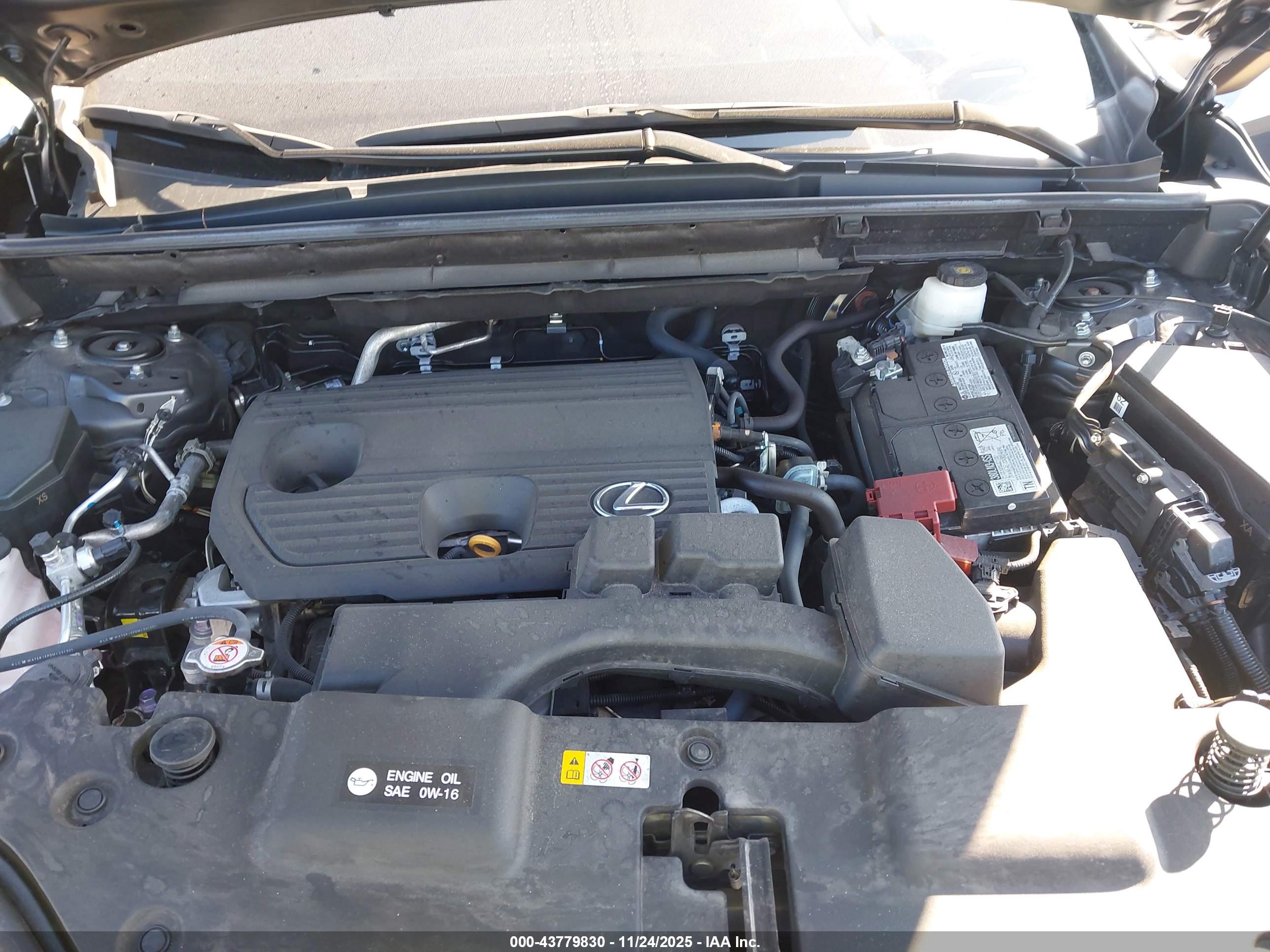 LEXUS NX image 10