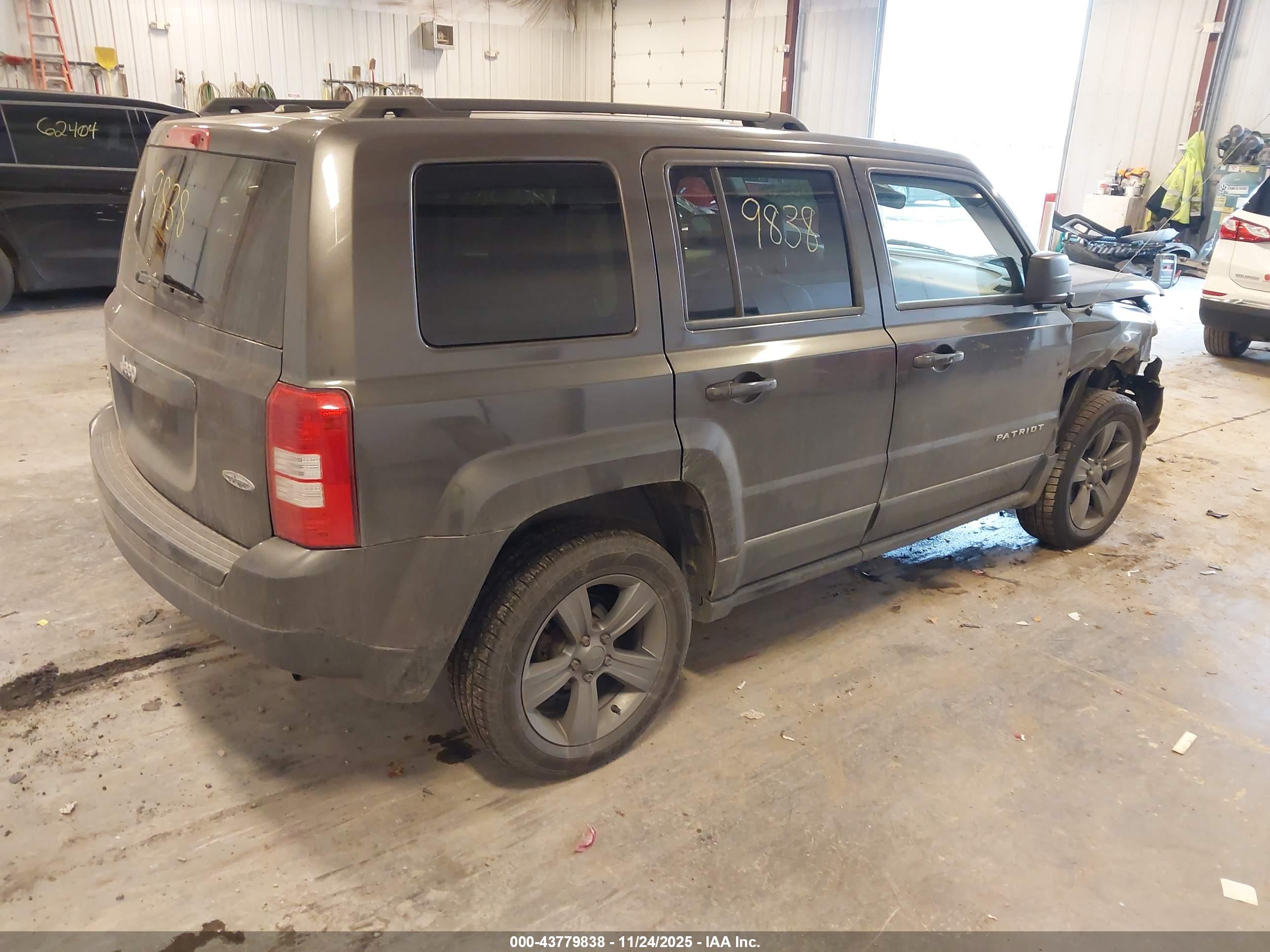 JEEP PATRIOT image 4