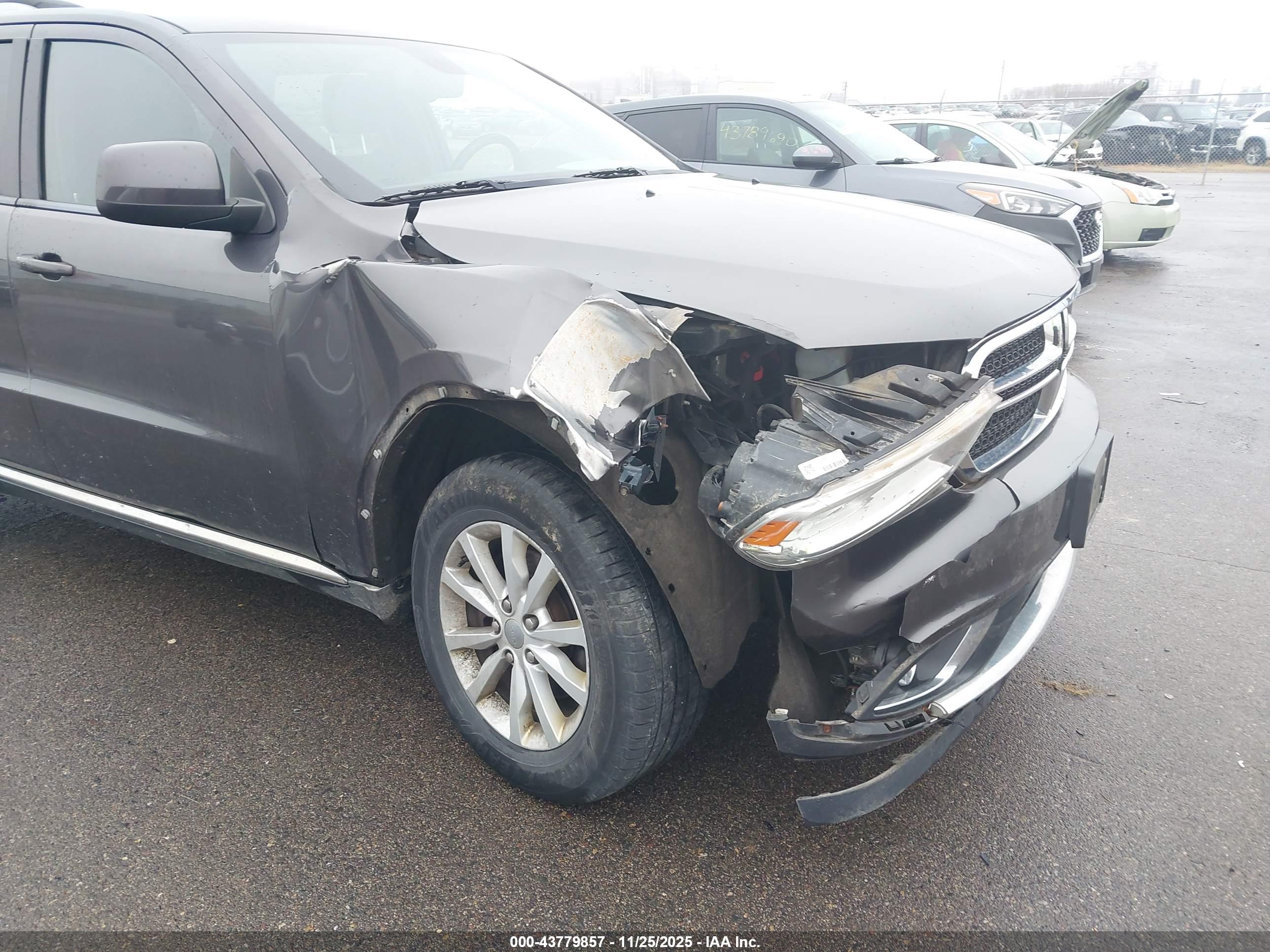 DODGE DURANGO image 6