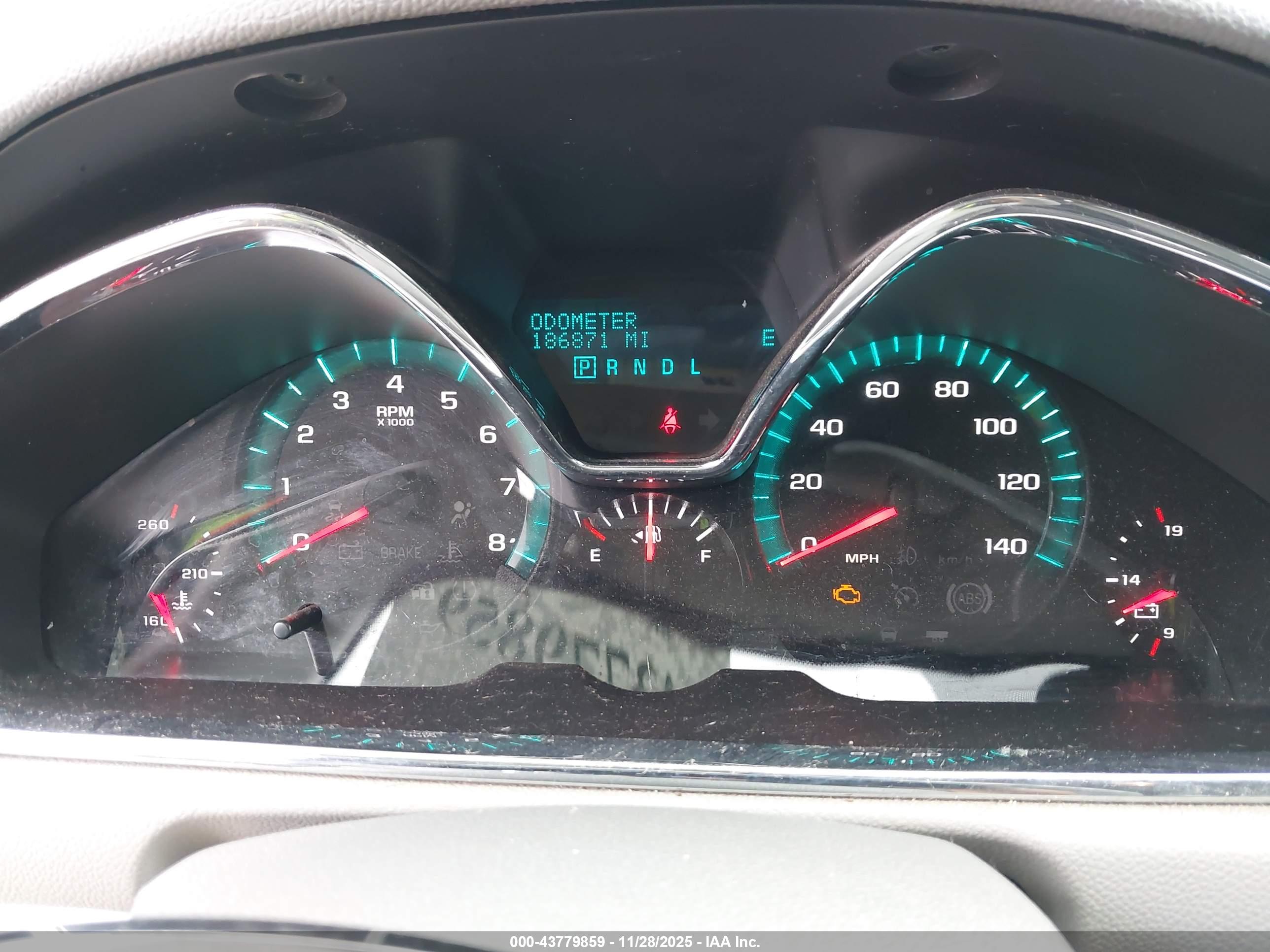 CHEVROLET TRAVERSE image 7