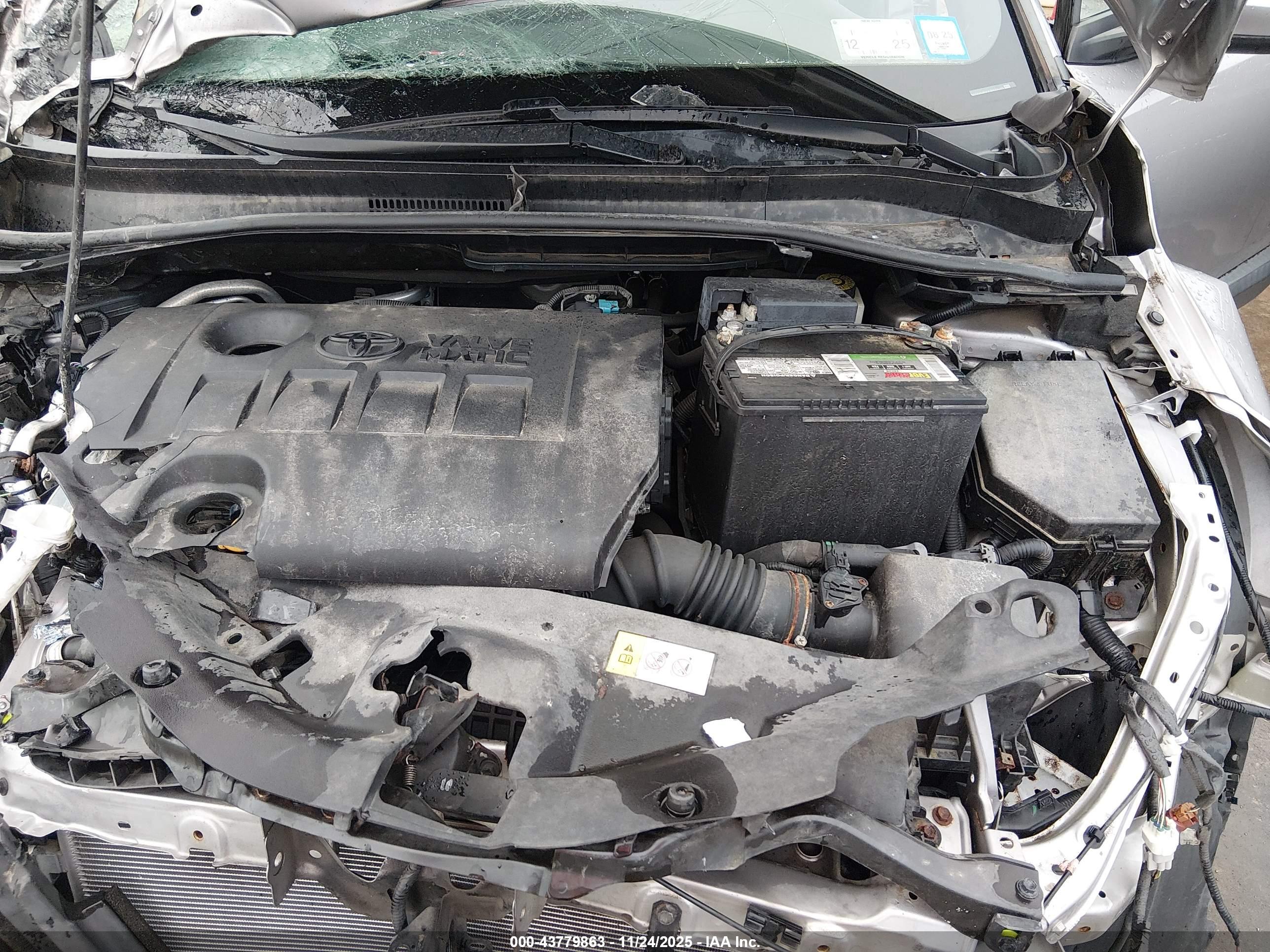 TOYOTA C-HR image 10
