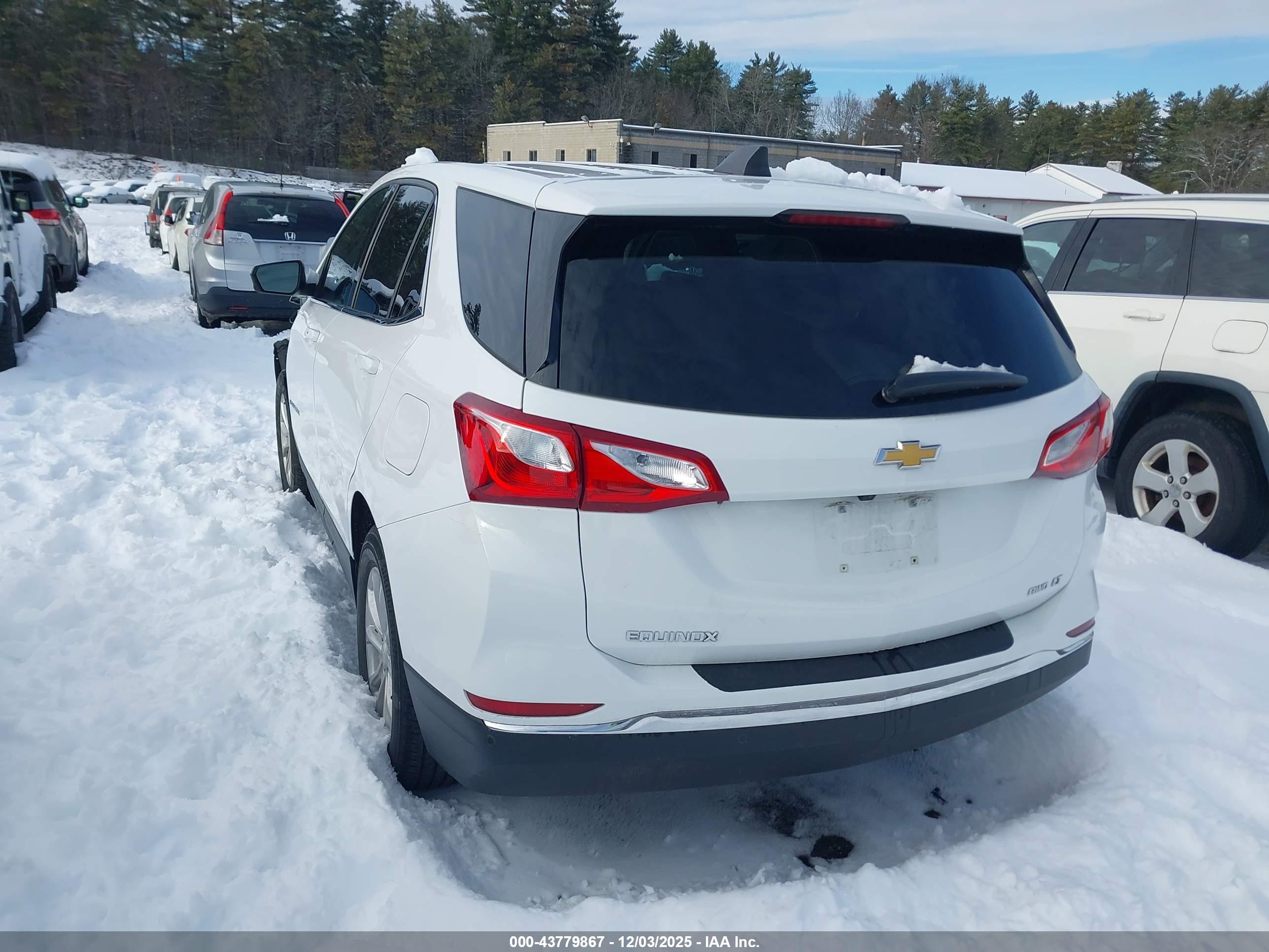 CHEVROLET EQUINOX image 3